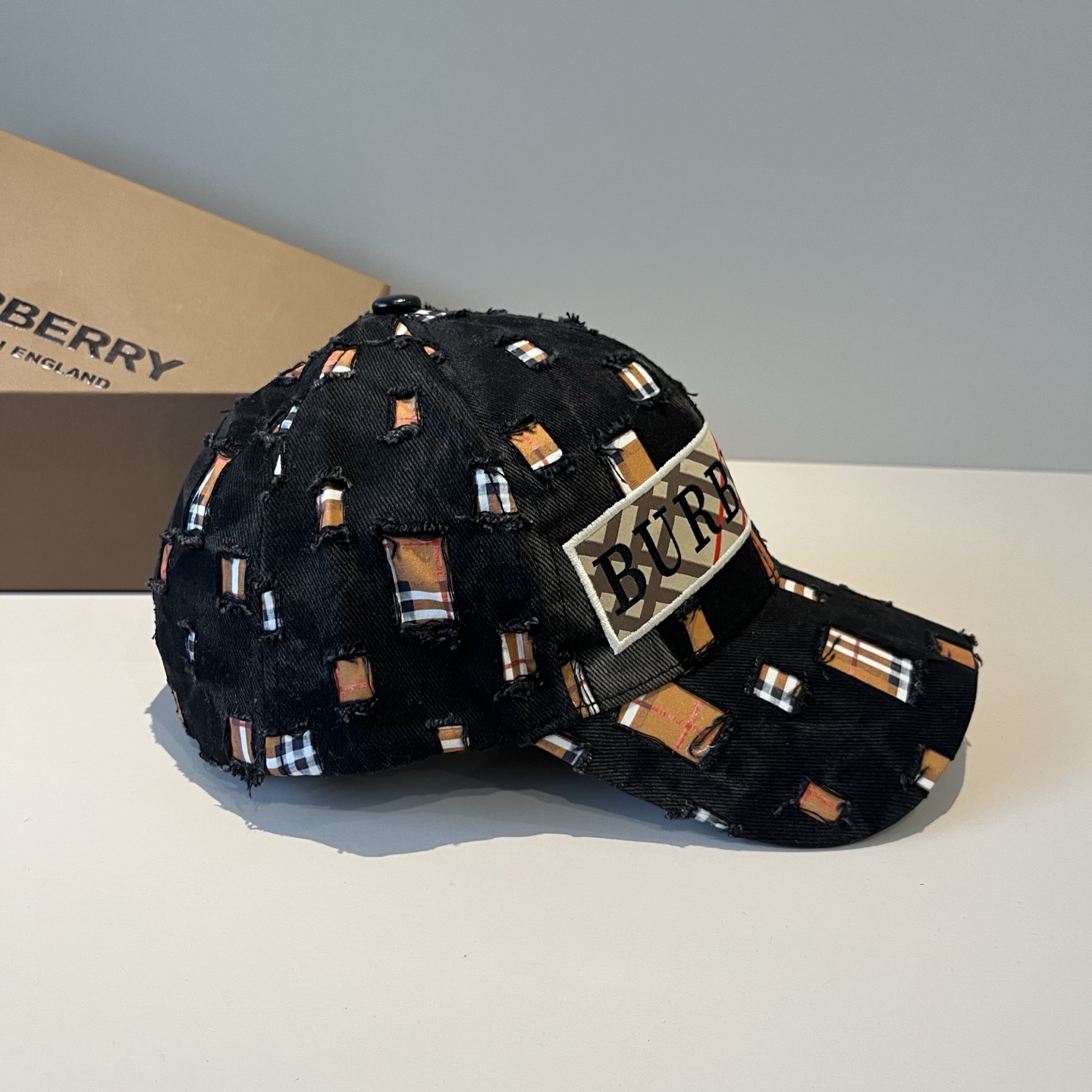  BURBERRY巴宝利早春新款棒球帽，简约尚时风，男女同款！高质品，尊享品质感！