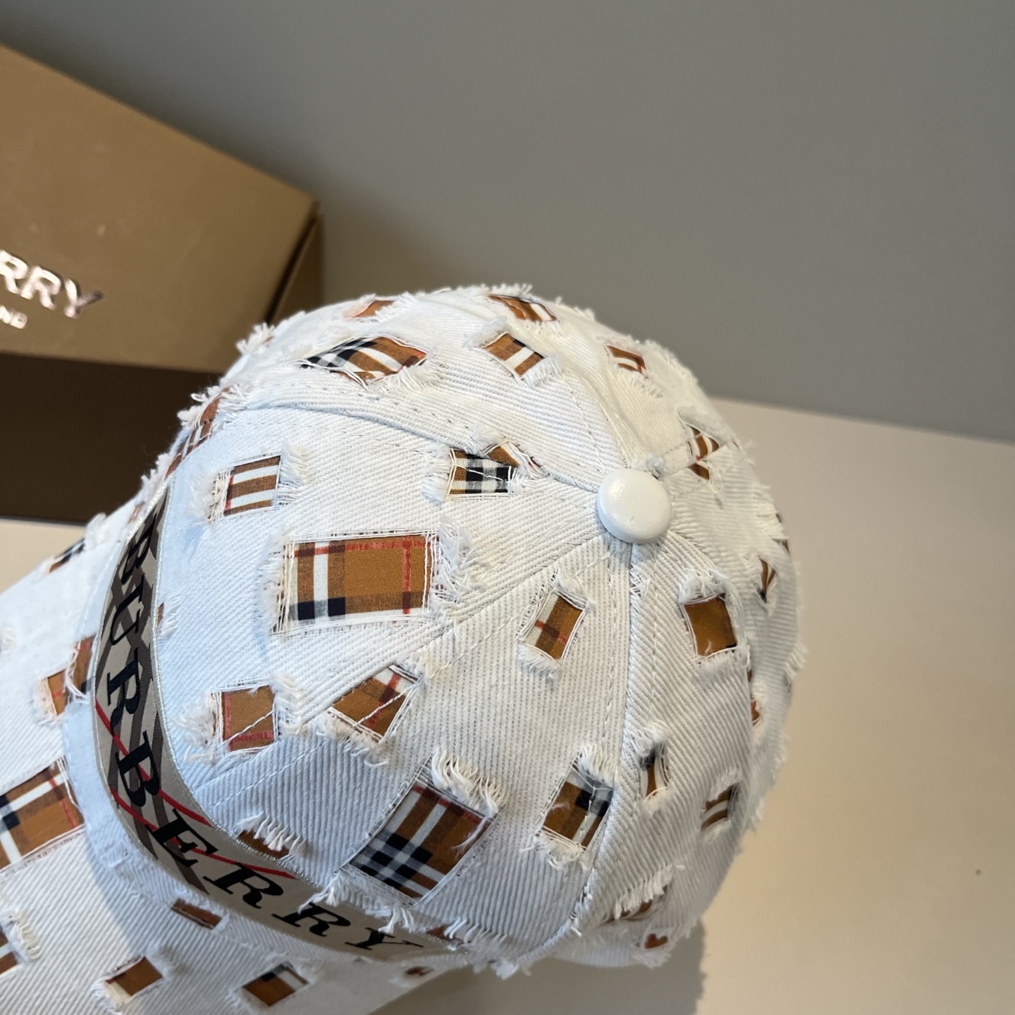  BURBERRY巴宝利早春新款棒球帽，简约尚时风，男女同款！高质品，尊享品质感！