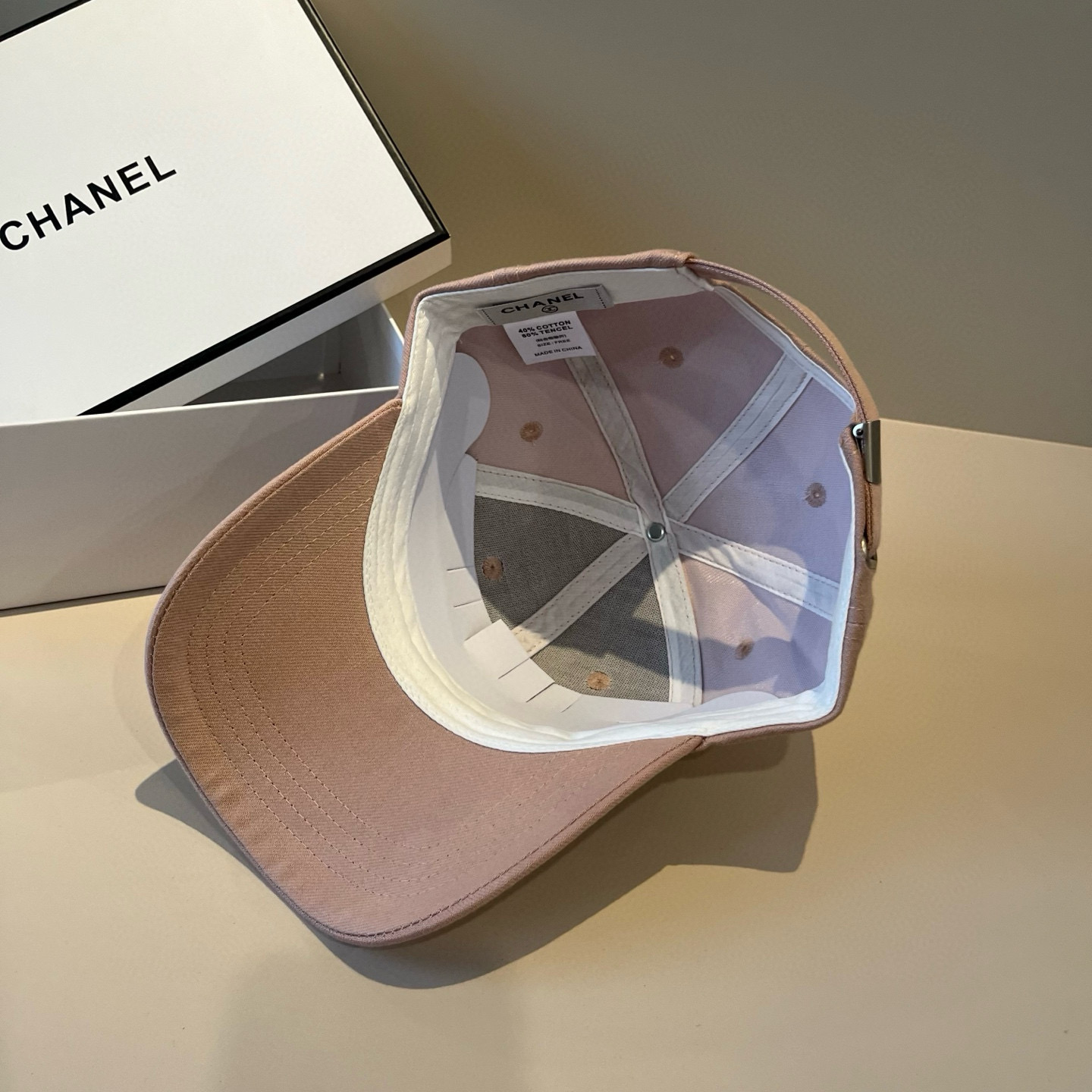 
CHANEL香奈儿 2025新款小香风大牌棒球帽，专柜经典款，男女通用，头围57
四色可选