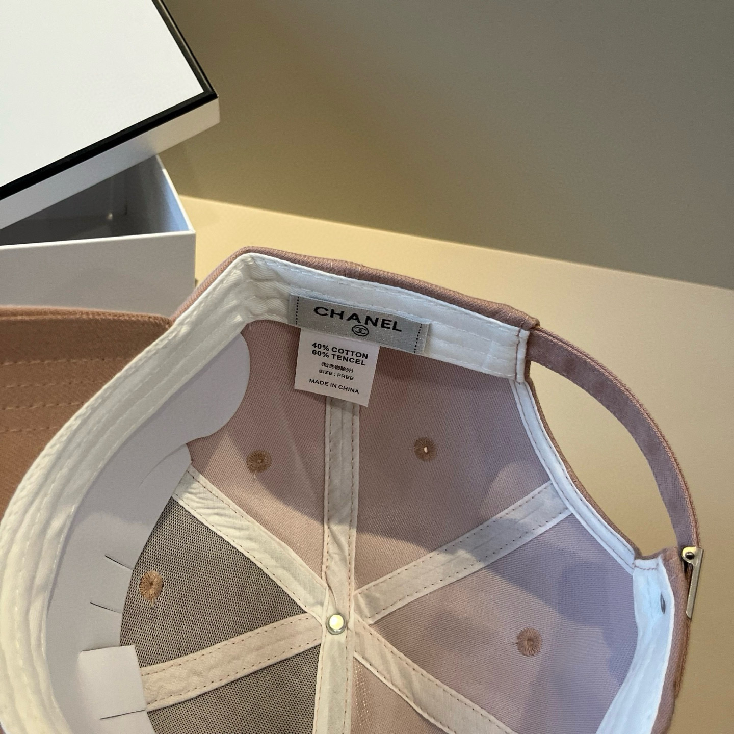 
CHANEL香奈儿 2025新款小香风大牌棒球帽，专柜经典款，男女通用，头围57
四色可选