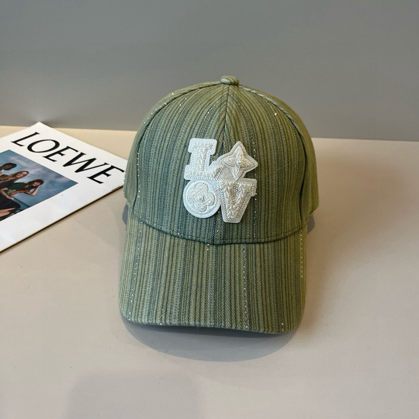 🧢路易威登棒球帽 LouisVuitton😍新款LV棒球帽，重工打造♥️高端大气，百搭款🤗男女通用！跑量