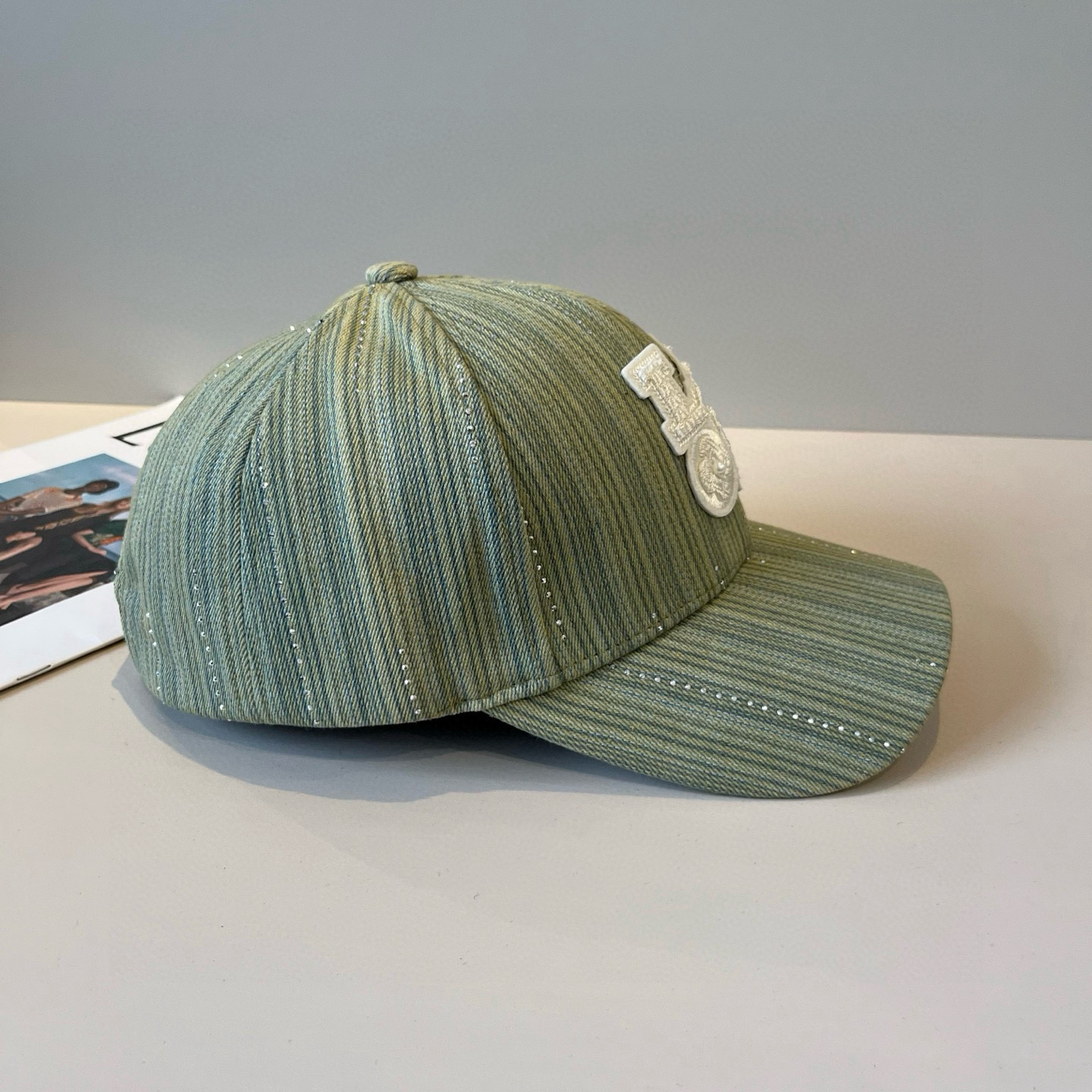 🧢路易威登棒球帽 LouisVuitton😍新款LV棒球帽，重工打造♥️高端大气，百搭款🤗男女通用！跑量