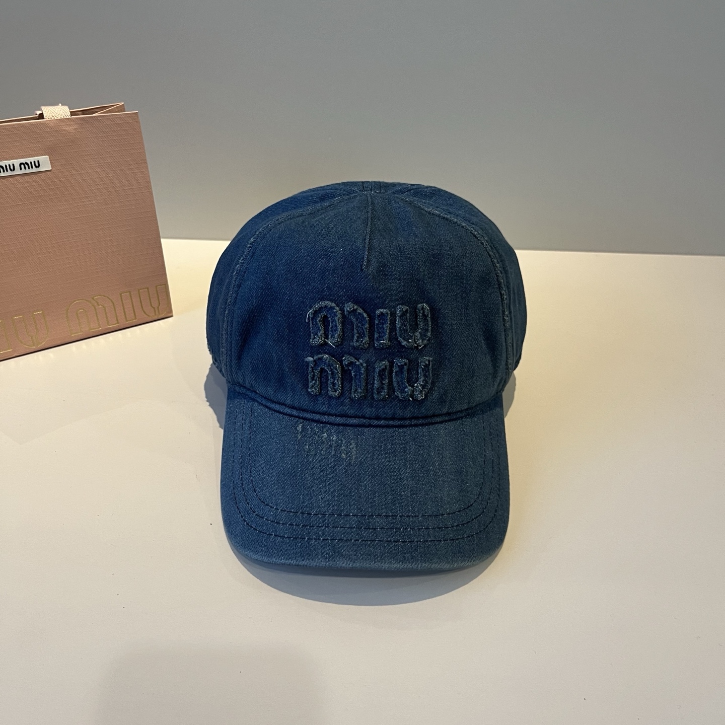  谬谬miumiu 原单春夏新款棒球帽，正品开模订制，原版做工细致质量超赞！