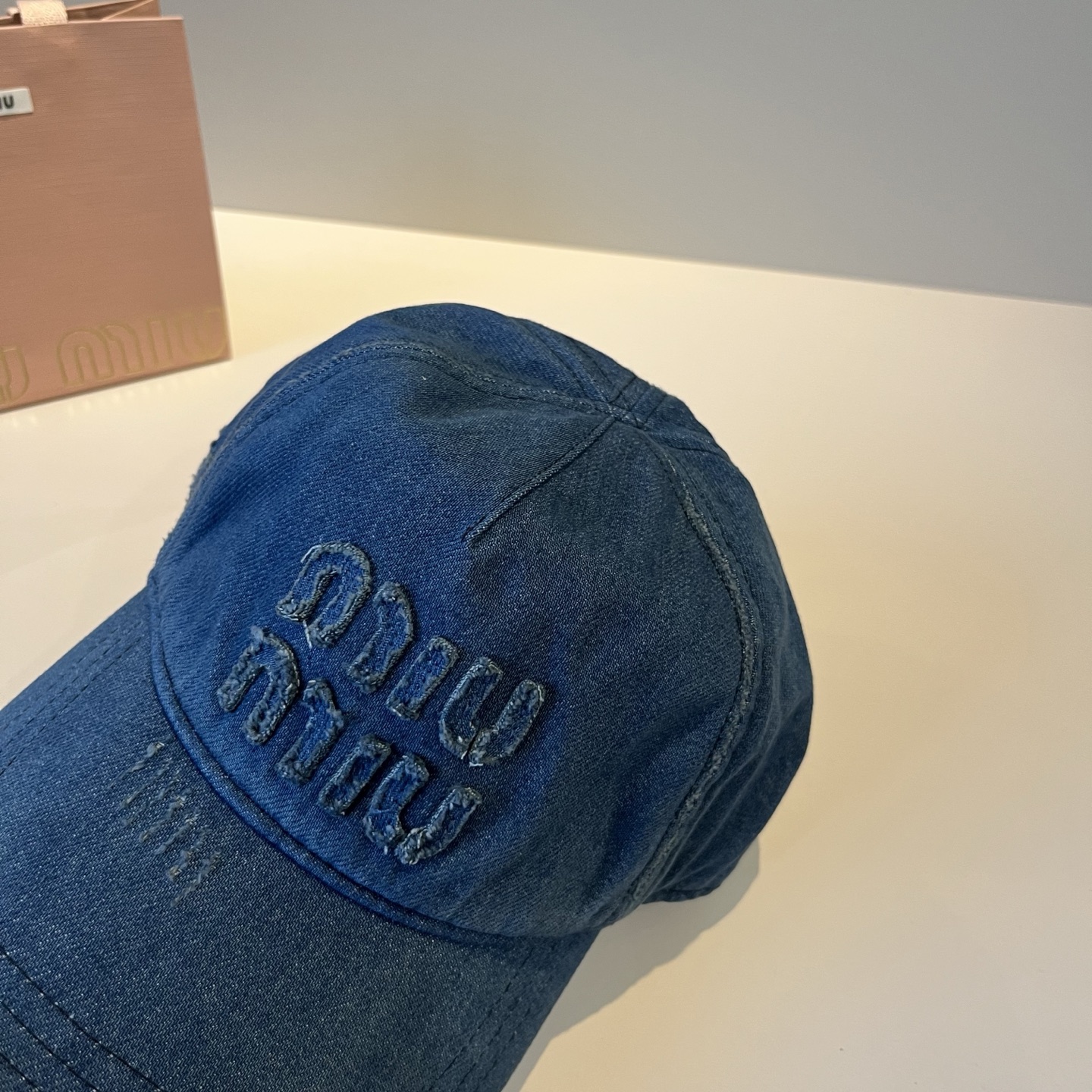  谬谬miumiu 原单春夏新款棒球帽，正品开模订制，原版做工细致质量超赞！