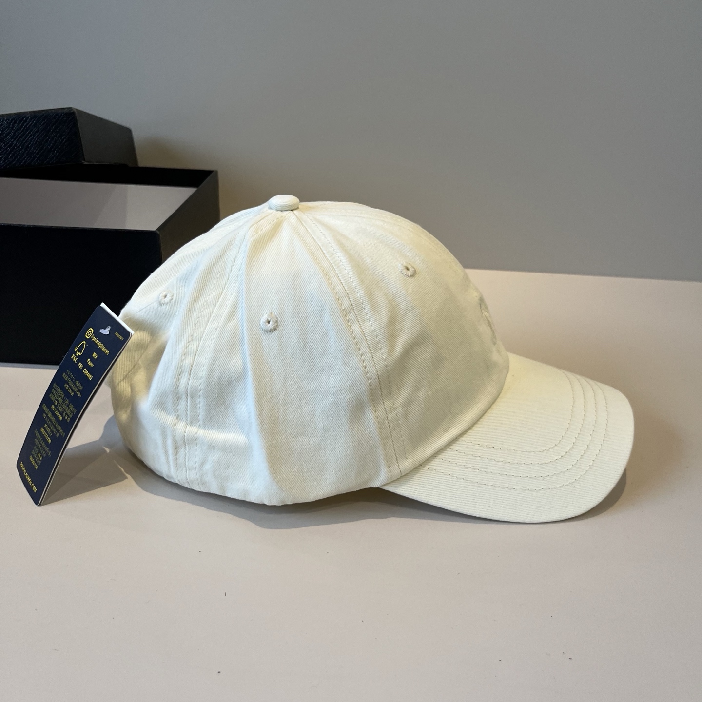  保罗🧢官网新品，棒球帽，原单品质火爆来袭 。🎩 工艺非常精美 高档大气上档次！低调奢华，方便携带！跑量