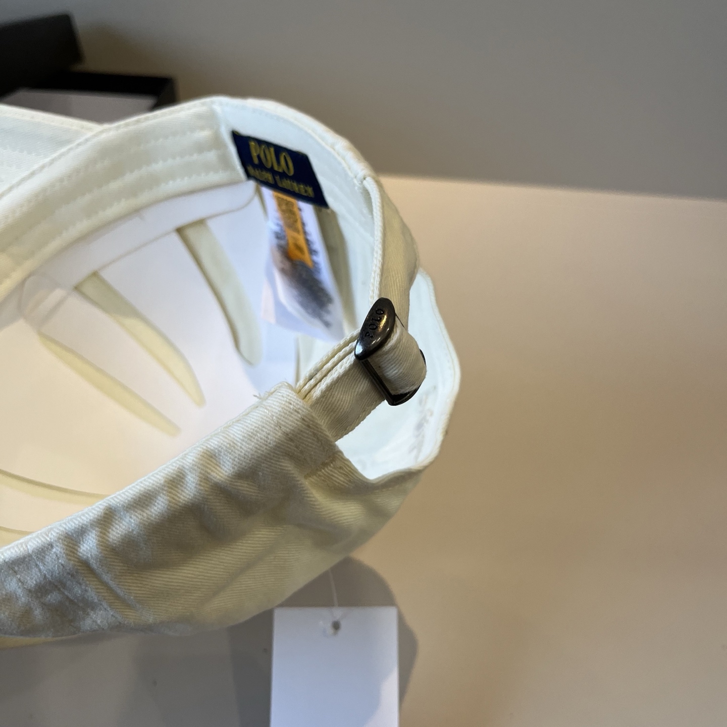  保罗🧢官网新品，棒球帽，原单品质火爆来袭 。🎩 工艺非常精美 高档大气上档次！低调奢华，方便携带！跑量