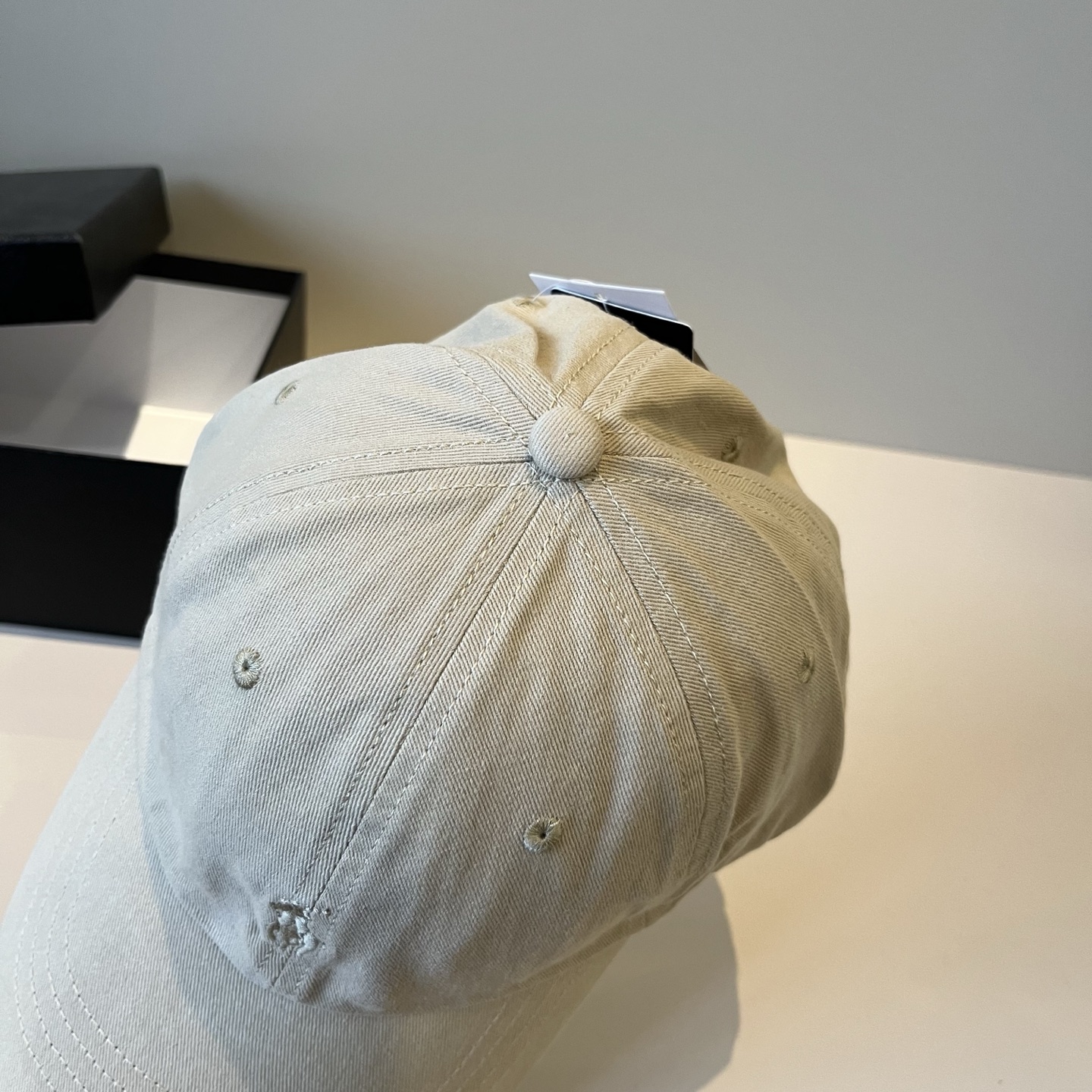  保罗🧢官网新品，棒球帽，原单品质火爆来袭 。🎩 工艺非常精美 高档大气上档次！低调奢华，方便携带！跑量