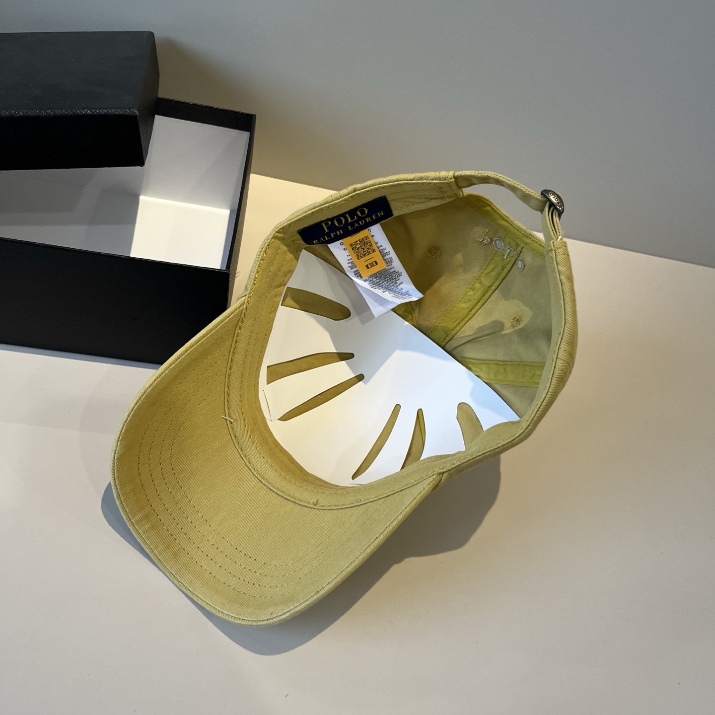  保罗🧢官网新品，棒球帽，原单品质火爆来袭 。🎩 工艺非常精美 高档大气上档次！低调奢华，方便携带！跑量