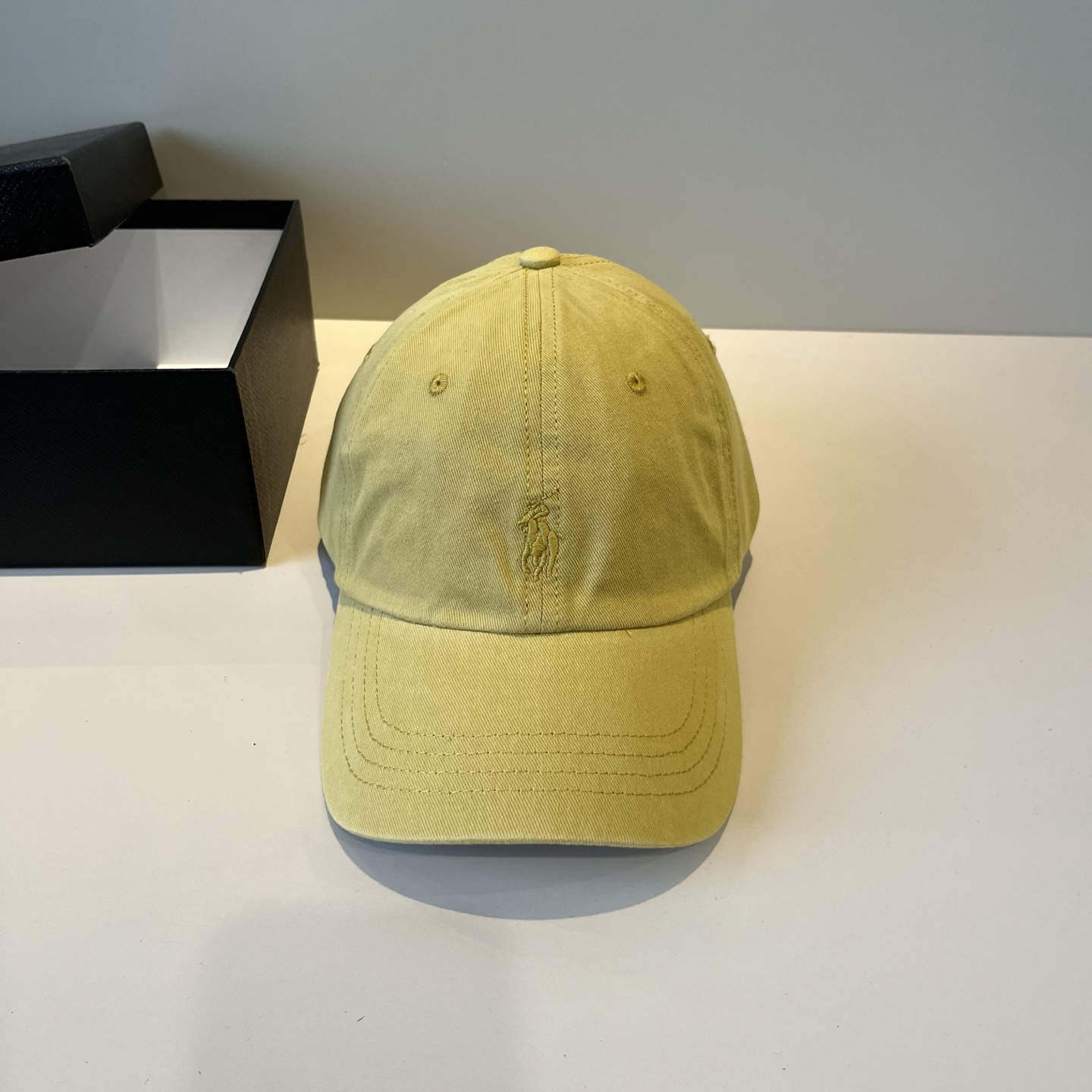 NO:358817,Paul's official website new products, baseball caps, original orders are coming with great quality, very exquisite craftsmanship, high-end, atmospheric and up-class!  Low-key luxury, easy to carry!  Run volume!  Hat Straw Hat Fisherman Hat Baseball Hat, Hats, espadrilles, hats保罗官网新品,棒球帽,原单品质火爆来袭 工艺非常精美 高档大气上档次！低调奢华,方便携带！跑量！帽子草帽渔夫帽棒球帽,帽子,espadrilles,hats,hat