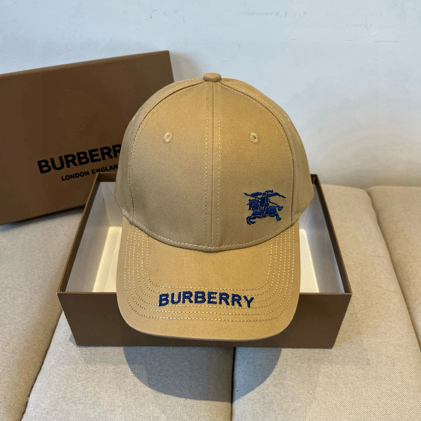  BURBERRY巴宝利早春新款棒球帽，简约尚时风，男女同款！高质品，尊享品质感！