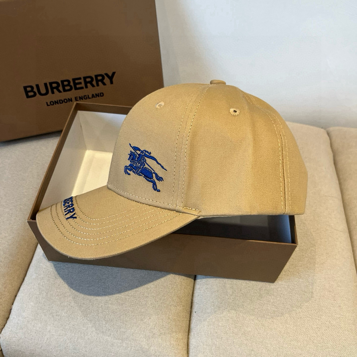  BURBERRY巴宝利早春新款棒球帽，简约尚时风，男女同款！高质品，尊享品质感！