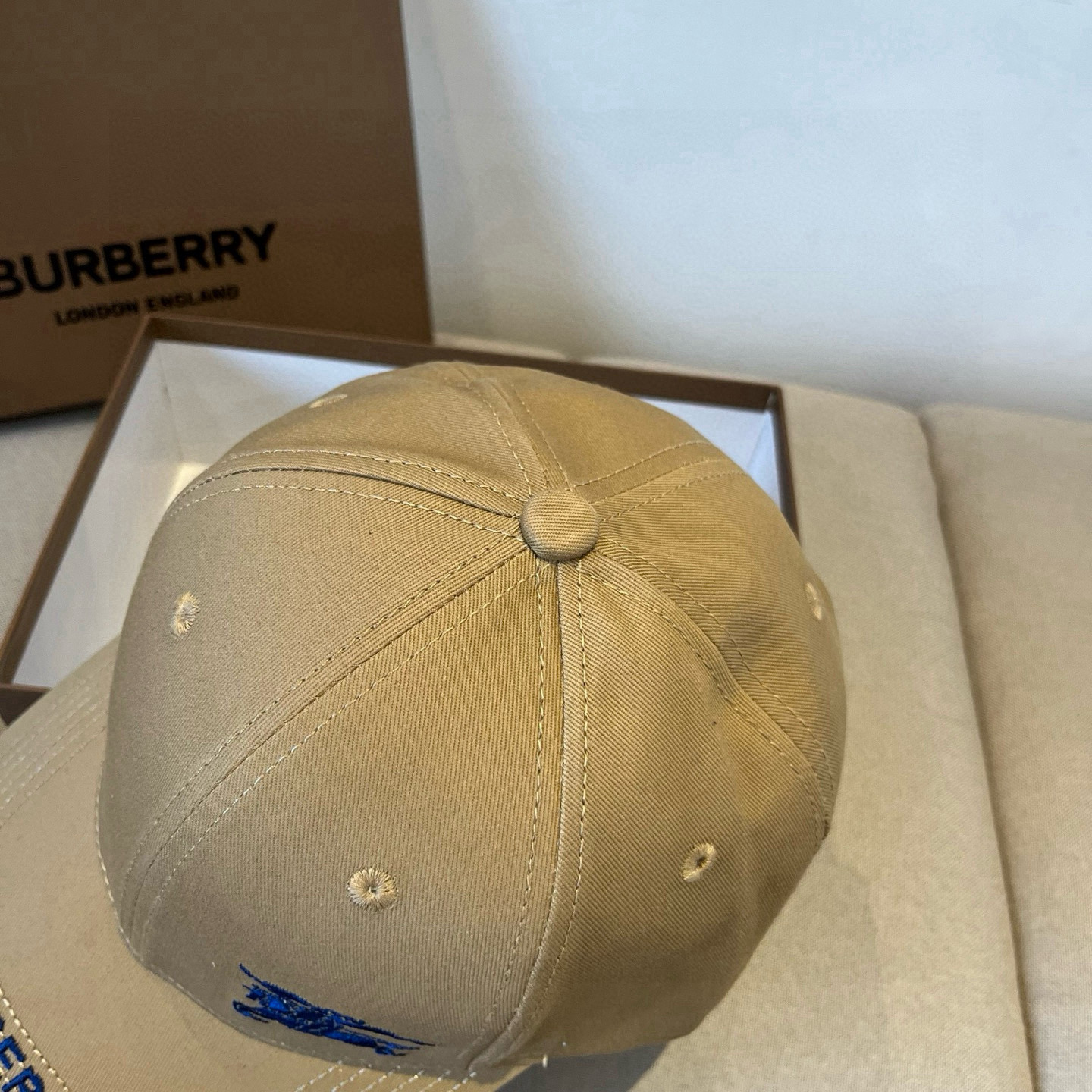  BURBERRY巴宝利早春新款棒球帽，简约尚时风，男女同款！高质品，尊享品质感！