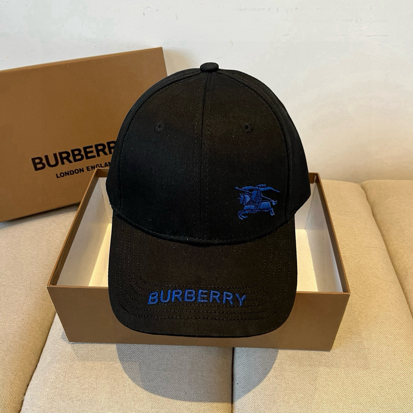  BURBERRY巴宝利早春新款棒球帽，简约尚时风，男女同款！高质品，尊享品质感！