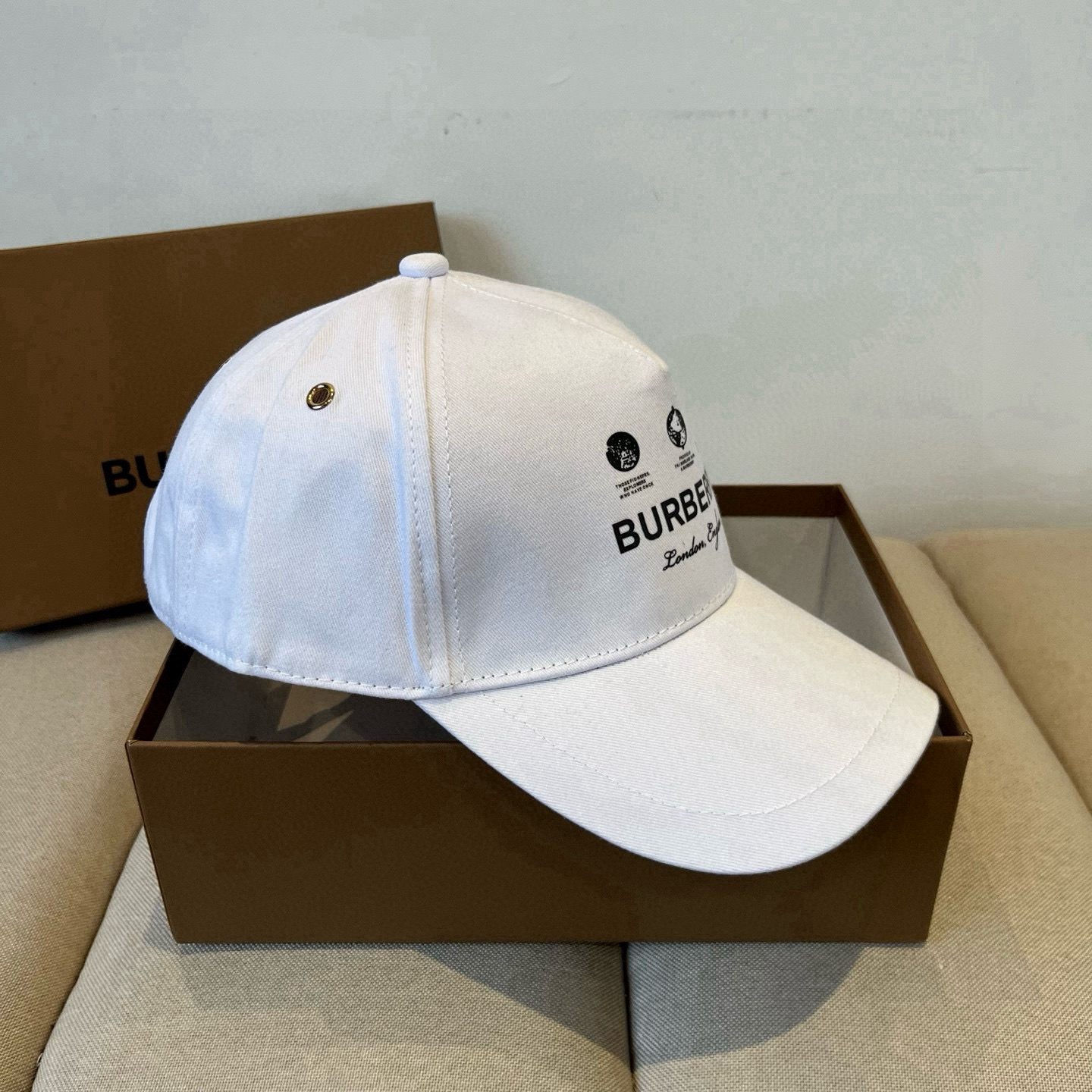  BURBERRY巴宝利早春新款棒球帽，简约尚时风，男女同款！高质品，尊享品质感！