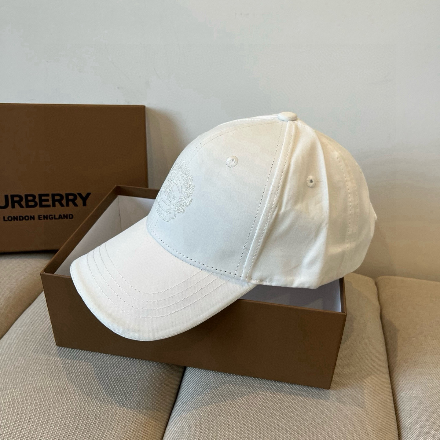  BURBERRY巴宝利早春新款棒球帽，简约尚时风，男女同款！高质品，尊享品质感！