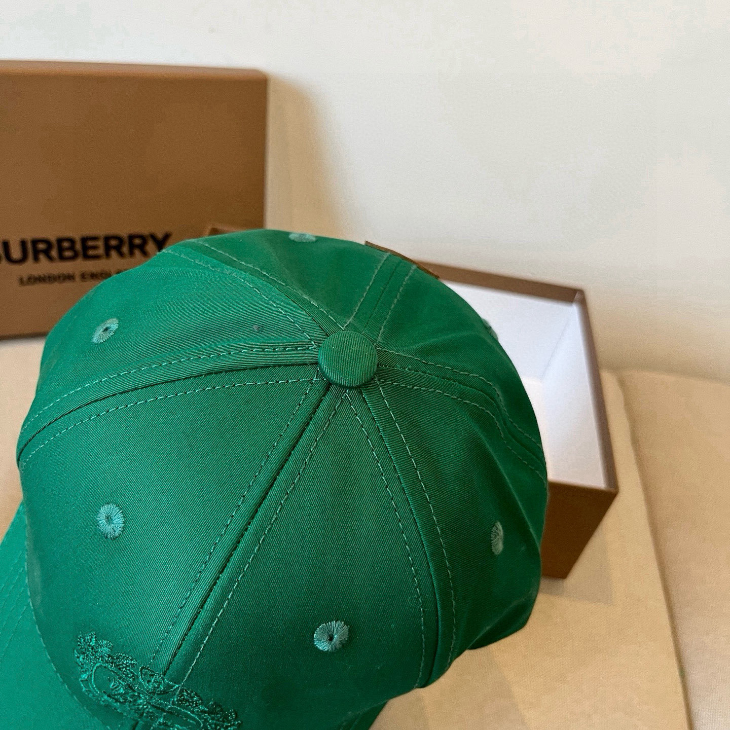  BURBERRY巴宝利早春新款棒球帽，简约尚时风，男女同款！高质品，尊享品质感！