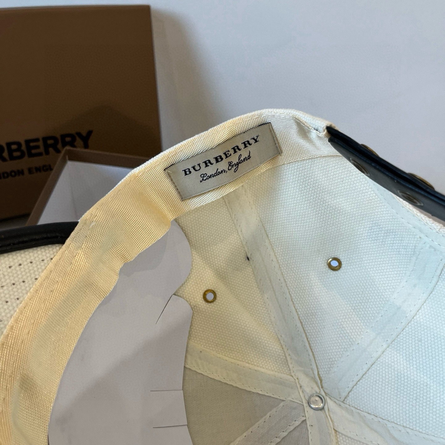  BURBERRY巴宝利早春新款棒球帽，简约尚时风，男女同款！高质品，尊享品质感！