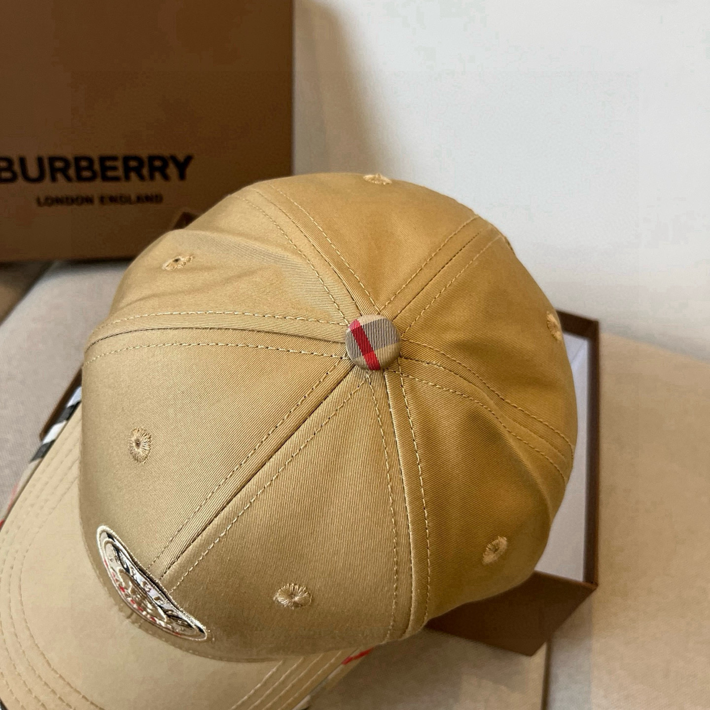  BURBERRY巴宝利早春新款棒球帽，简约尚时风，男女同款！高质品，尊享品质感！