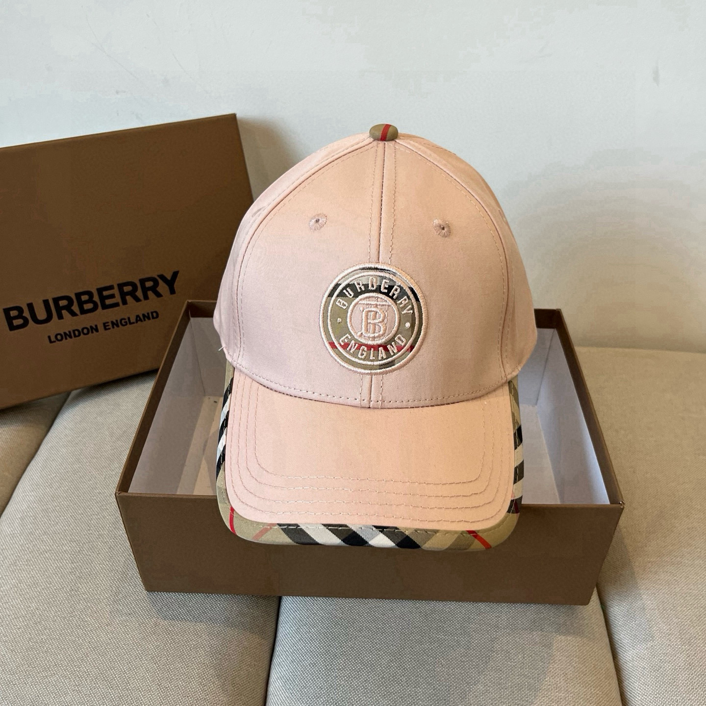  BURBERRY巴宝利早春新款棒球帽，简约尚时风，男女同款！高质品，尊享品质感！