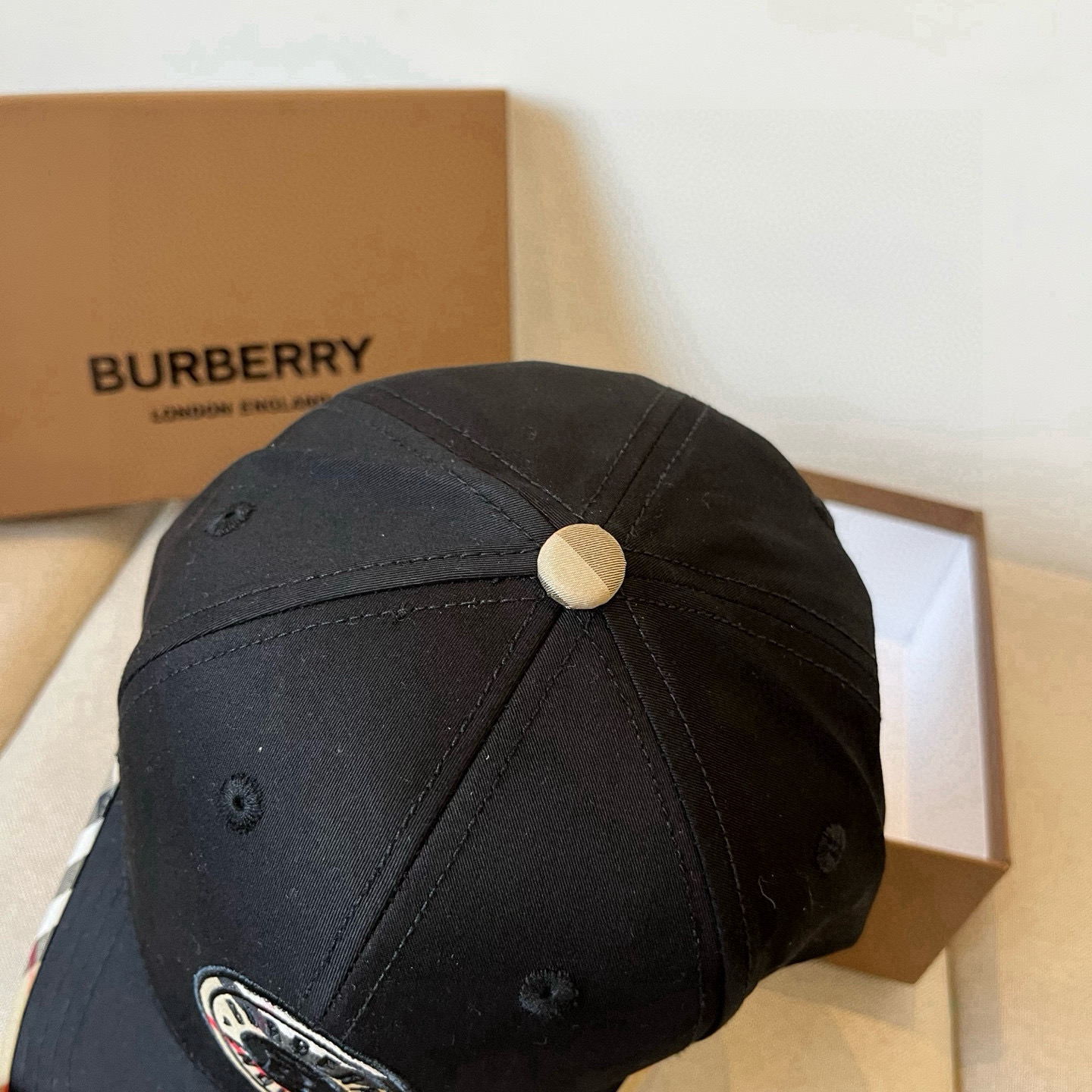  BURBERRY巴宝利早春新款棒球帽，简约尚时风，男女同款！高质品，尊享品质感！