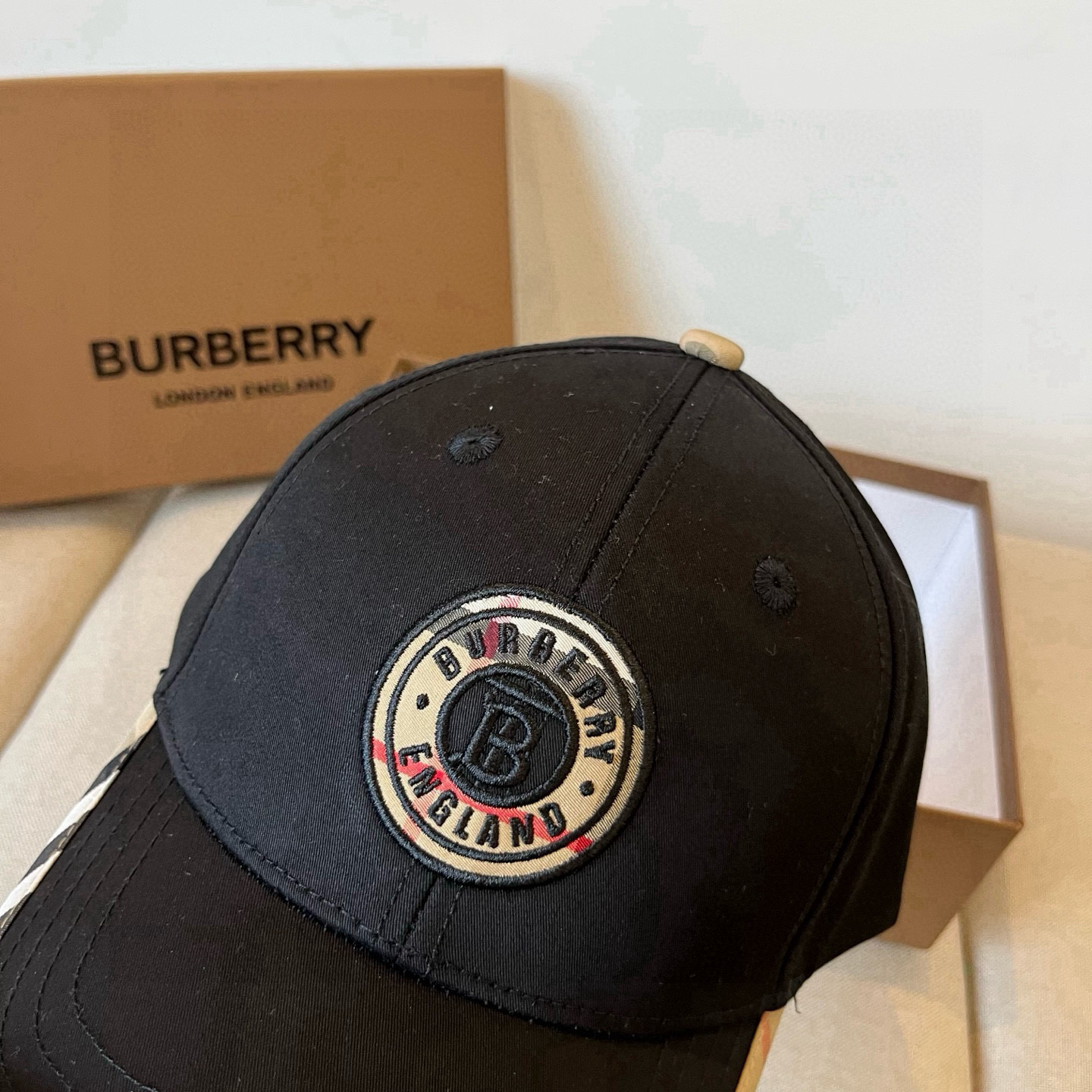  BURBERRY巴宝利早春新款棒球帽，简约尚时风，男女同款！高质品，尊享品质感！