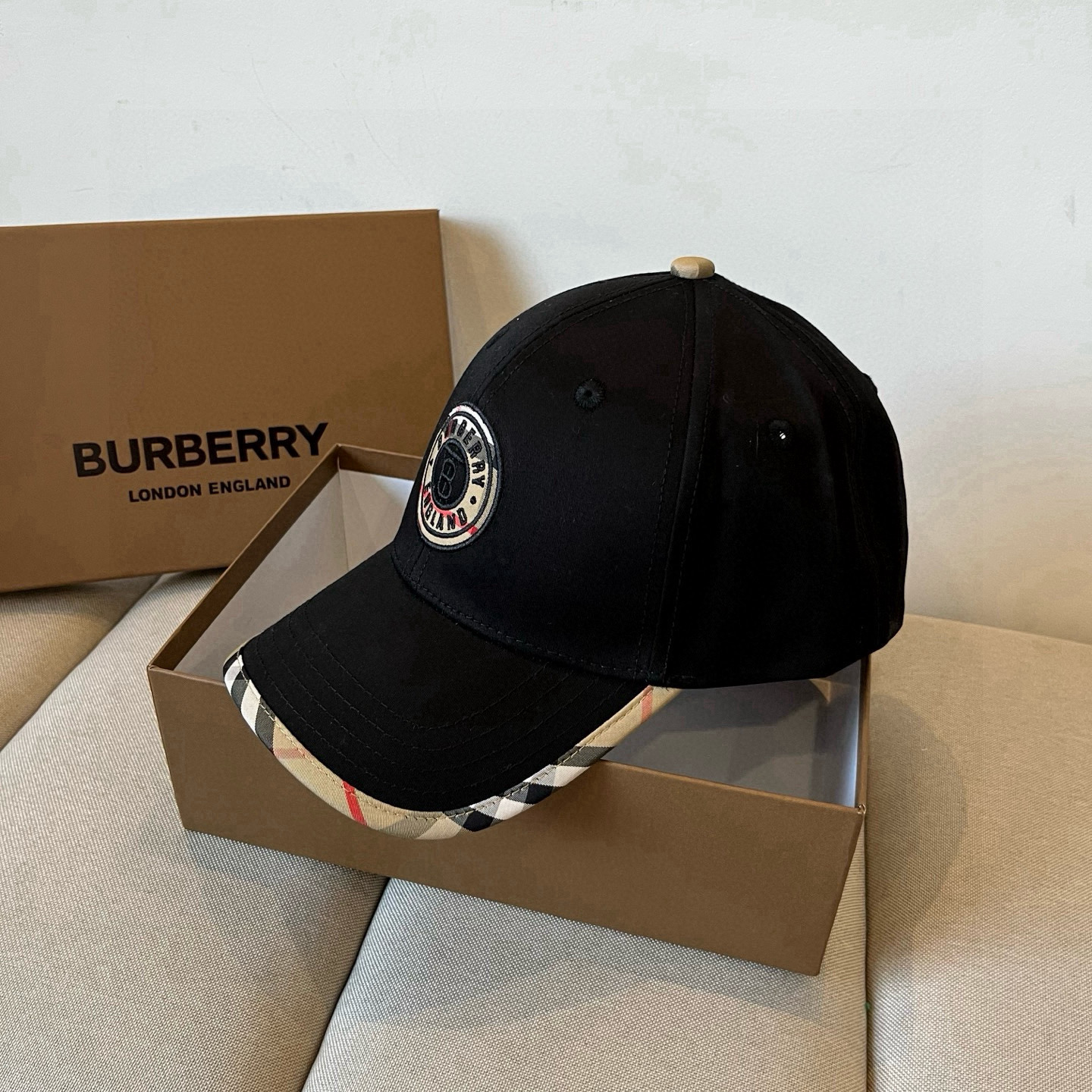  BURBERRY巴宝利早春新款棒球帽，简约尚时风，男女同款！高质品，尊享品质感！