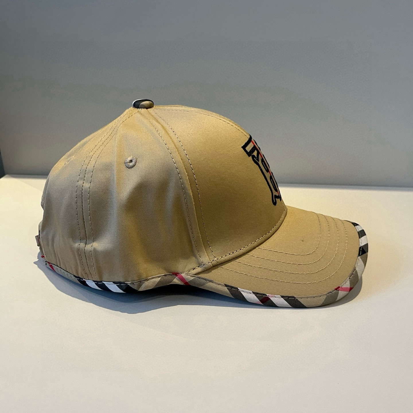  BURBERRY巴宝利早春新款棒球帽，简约尚时风，男女同款！高质品，尊享品质感！