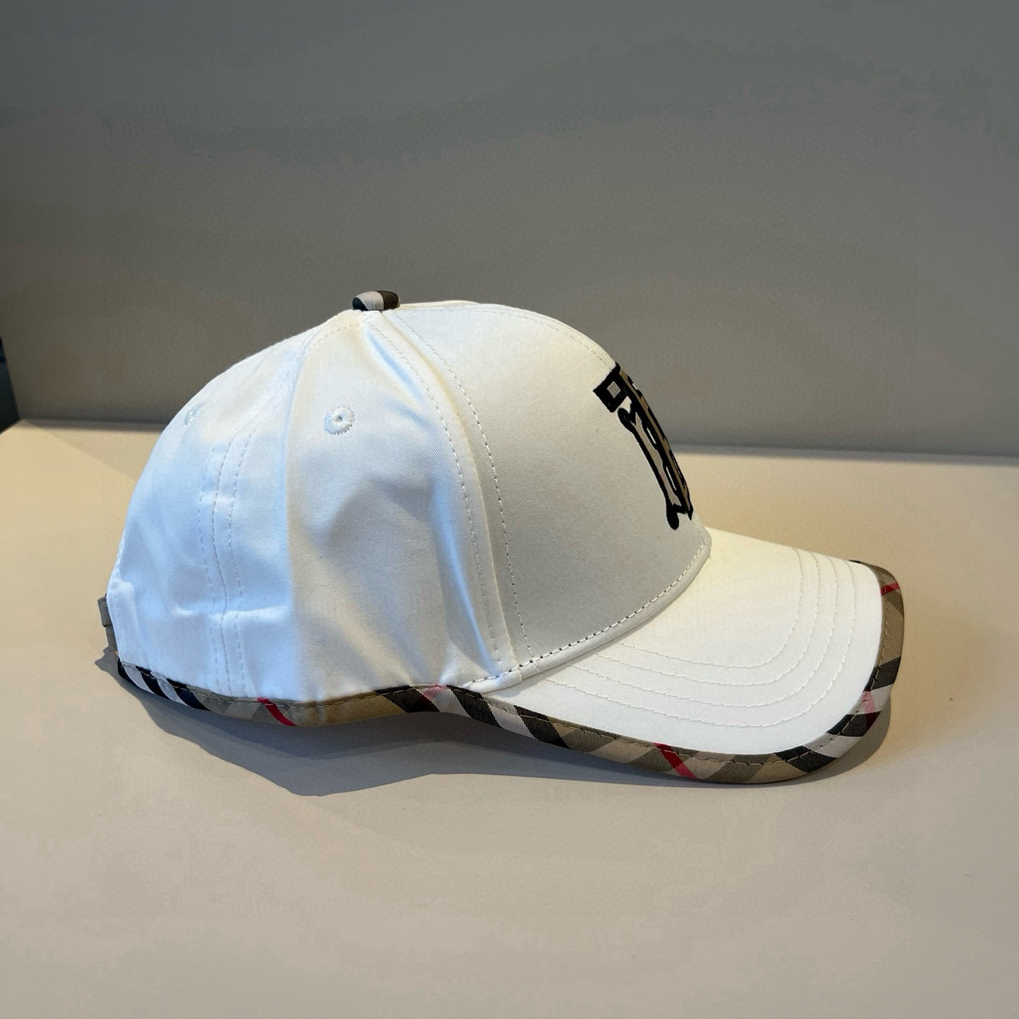  BURBERRY巴宝利早春新款棒球帽，简约尚时风，男女同款！高质品，尊享品质感！