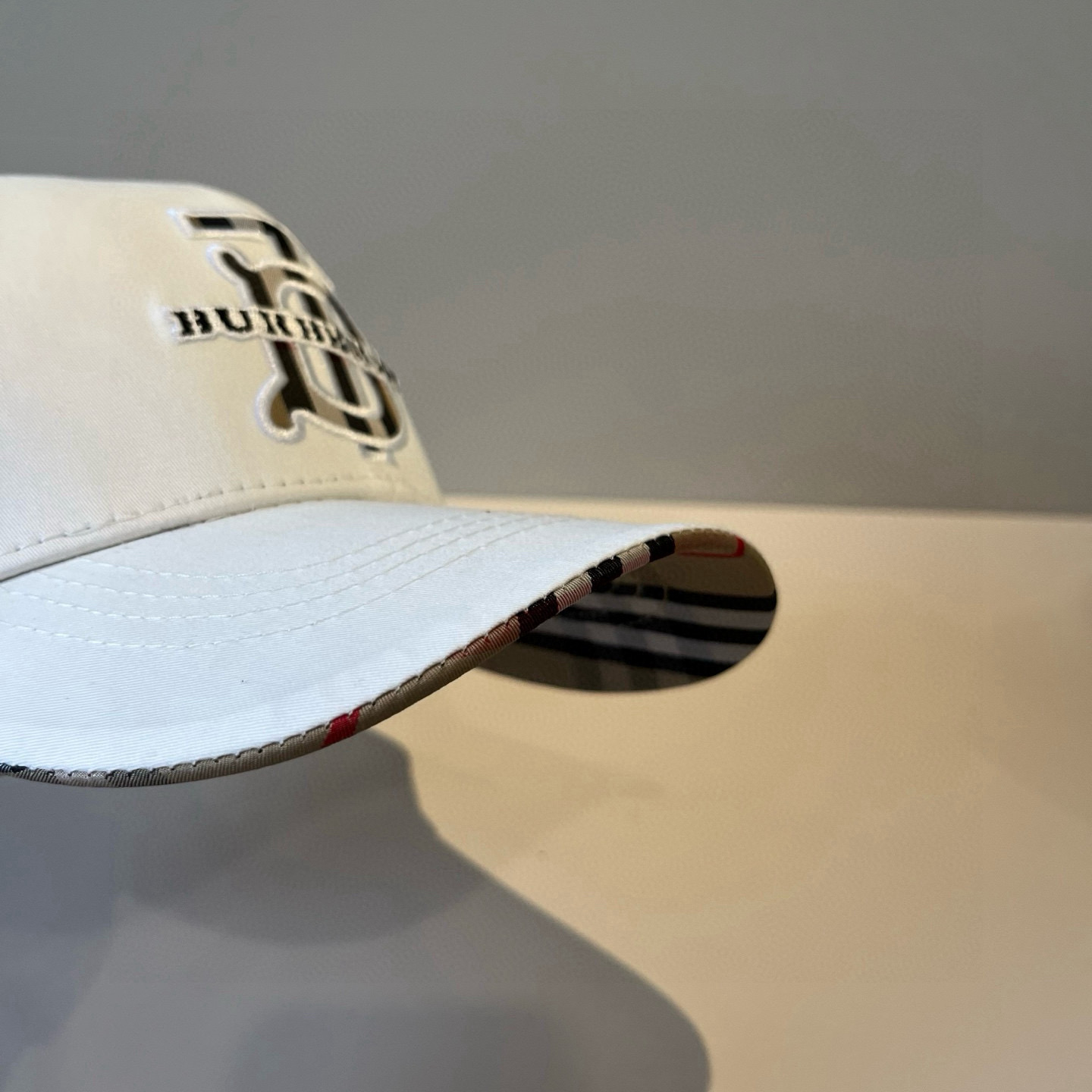  BURBERRY巴宝利早春新款棒球帽，简约尚时风，男女同款！高质品，尊享品质感！