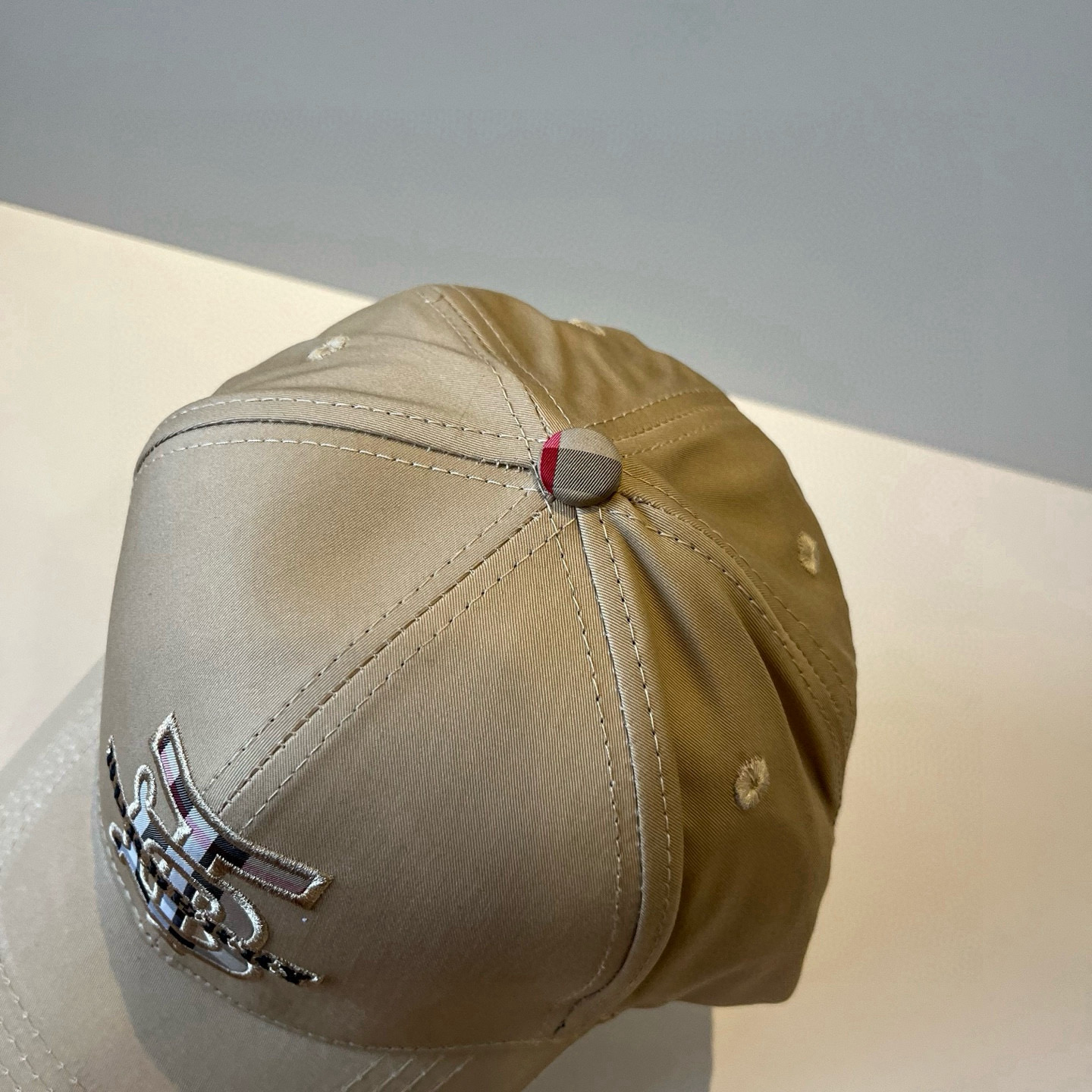  BURBERRY巴宝利早春新款棒球帽，简约尚时风，男女同款！高质品，尊享品质感！