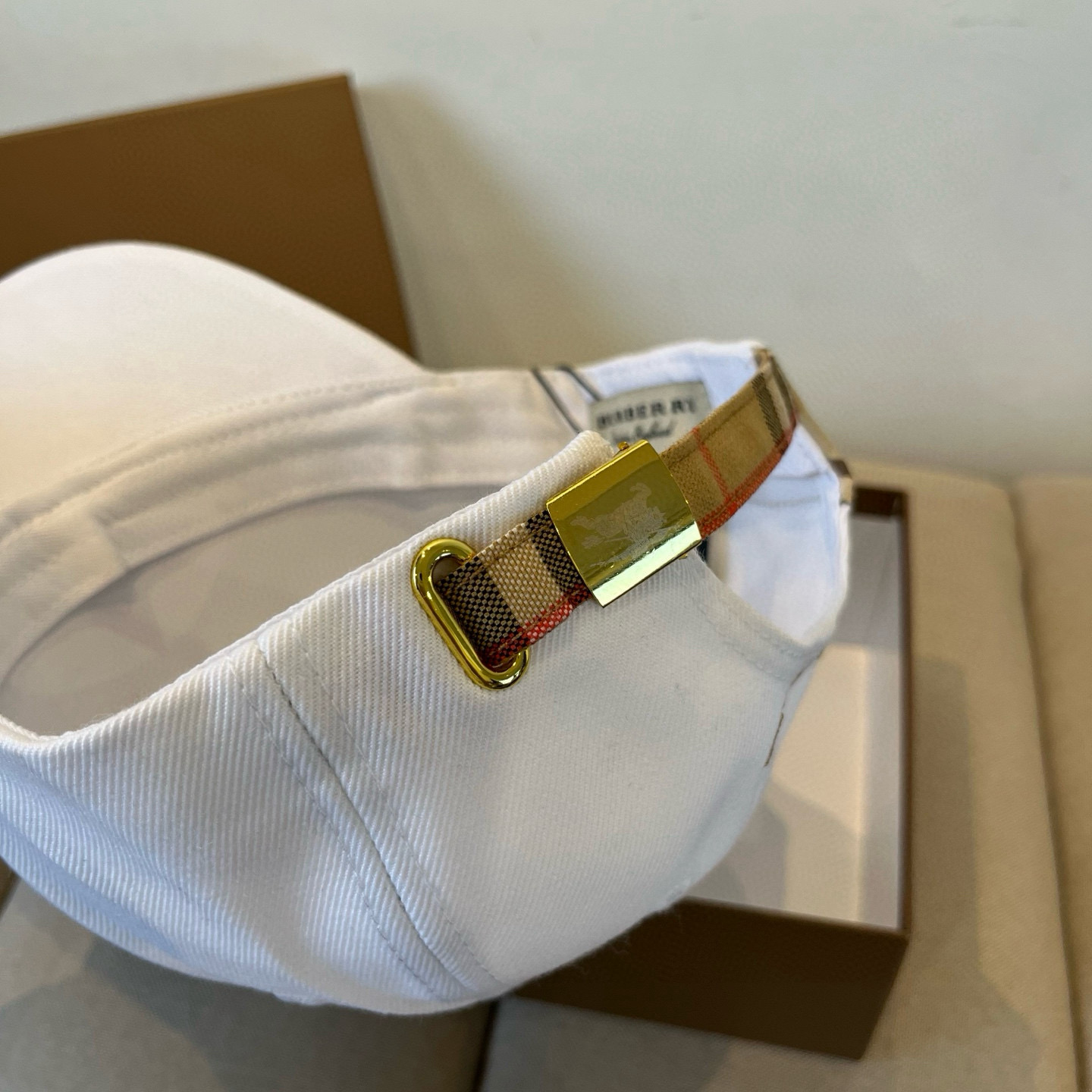  BURBERRY巴宝利早春新款棒球帽，简约尚时风，男女同款！高质品，尊享品质感！