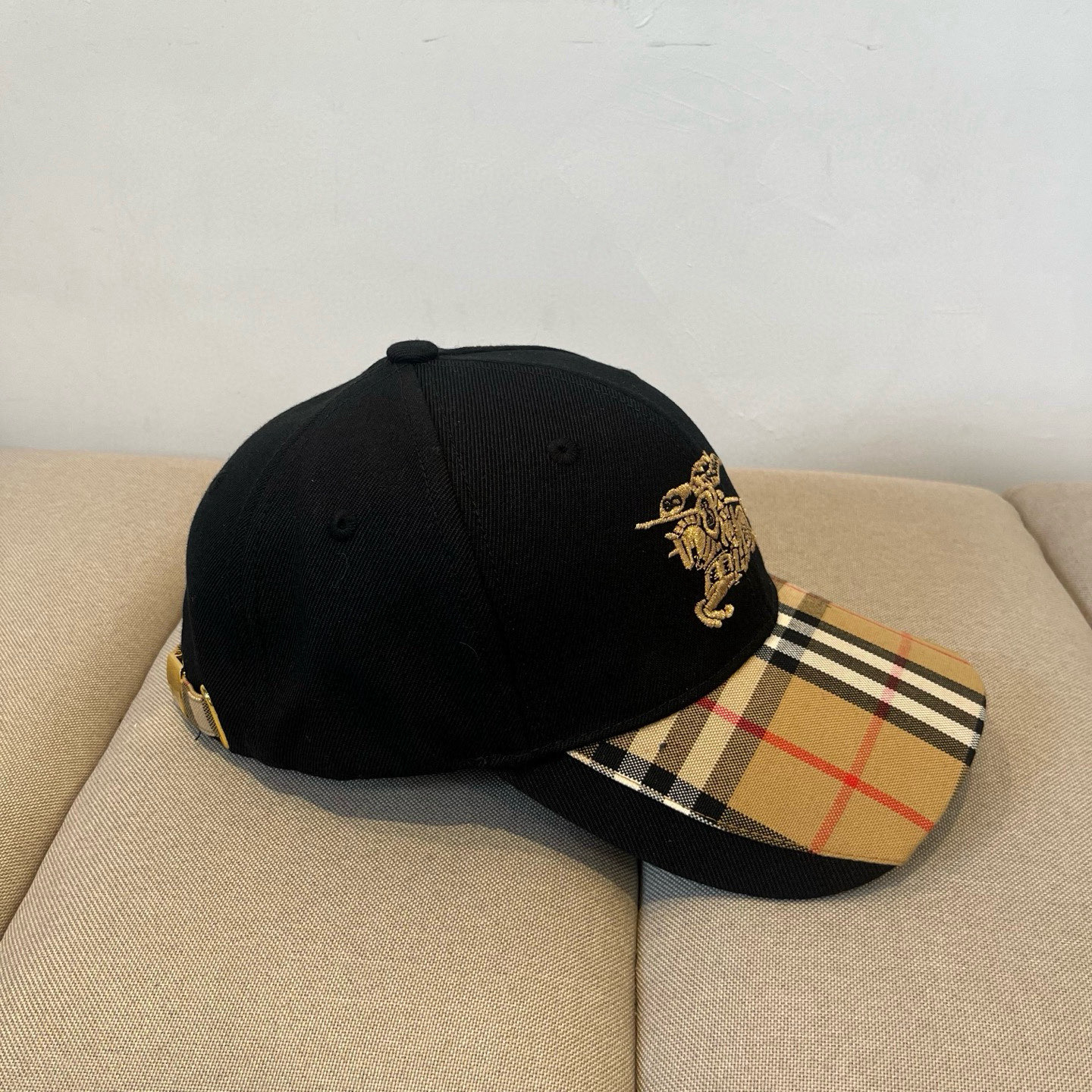  BURBERRY巴宝利早春新款棒球帽，简约尚时风，男女同款！高质品，尊享品质感！