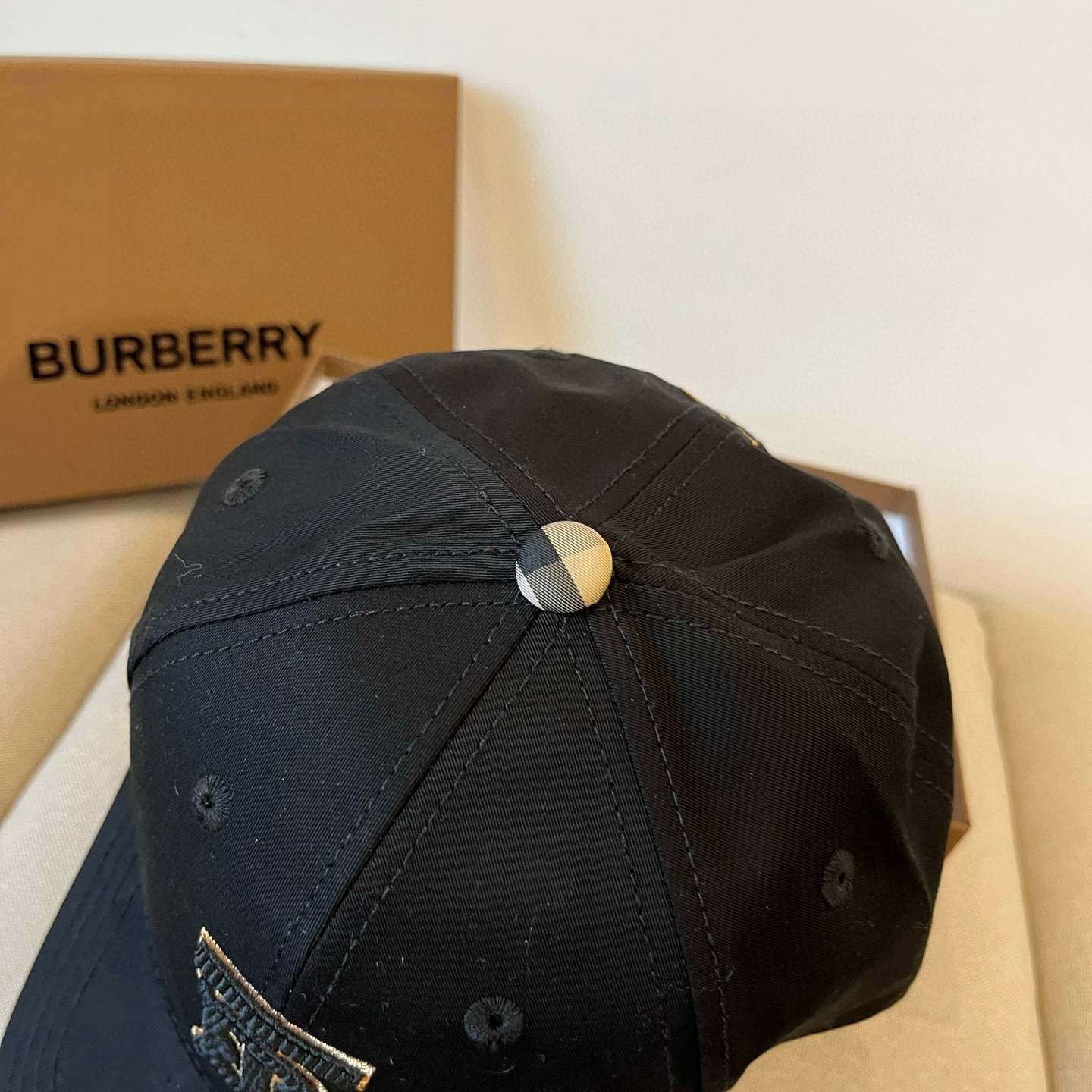  BURBERRY巴宝利早春新款棒球帽，简约尚时风，男女同款！高质品，尊享品质感！