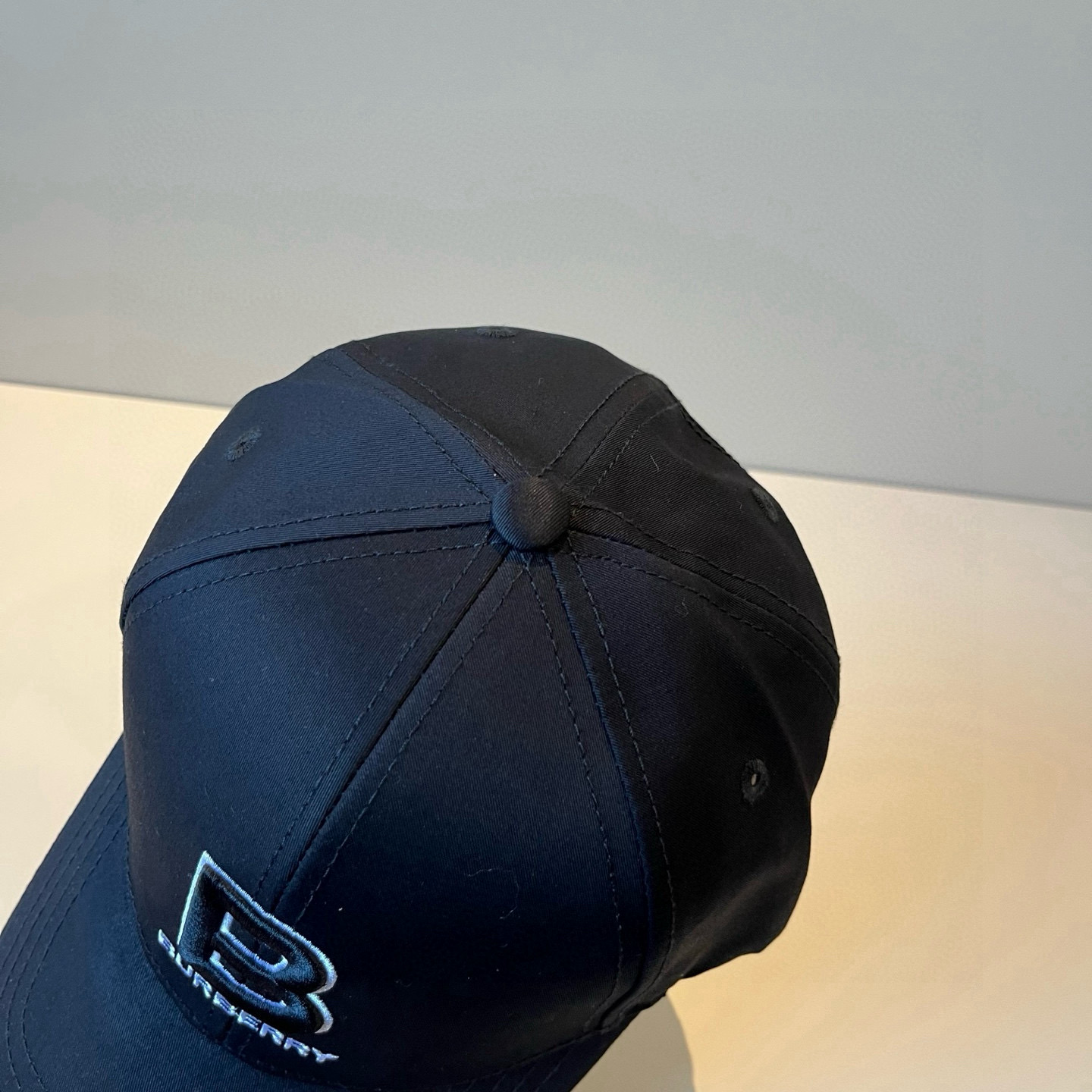  BURBERRY巴宝利早春新款棒球帽，简约尚时风，男女同款！高质品，尊享品质感！