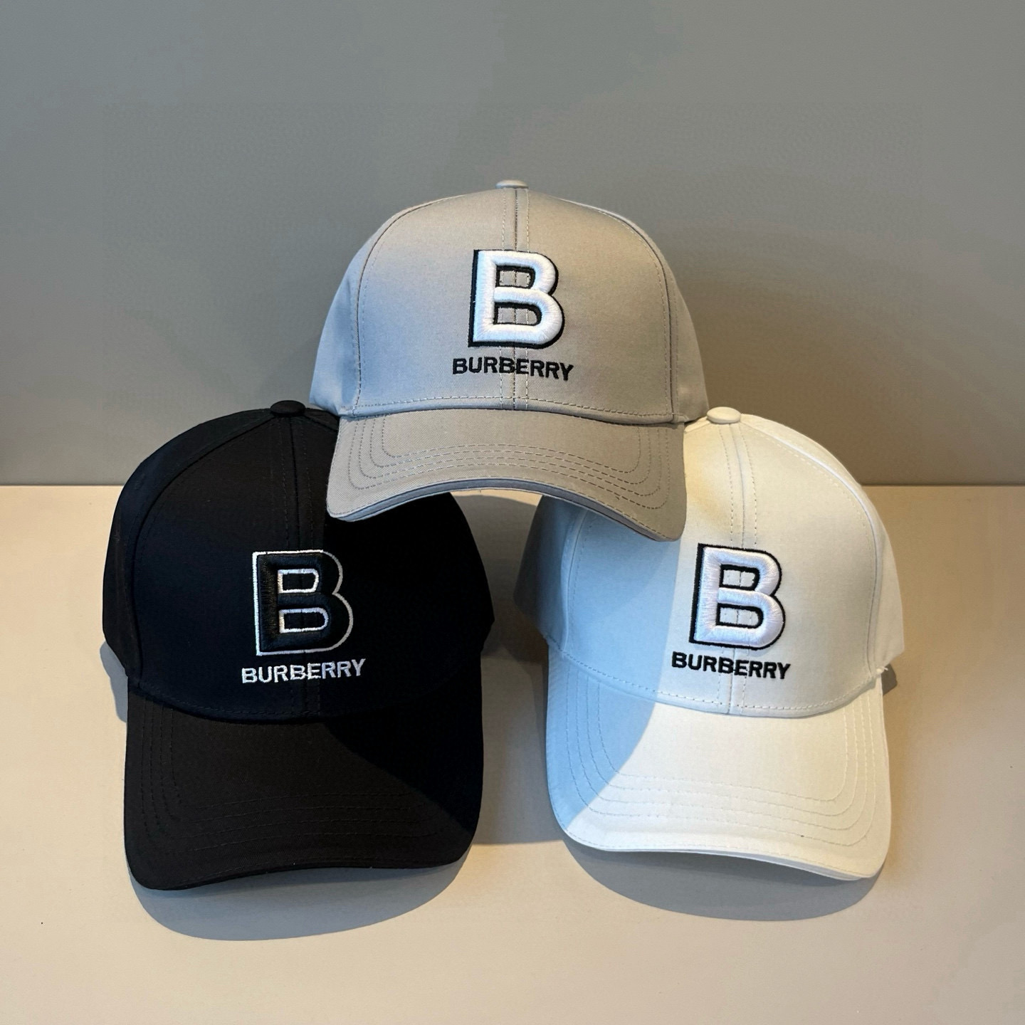  BURBERRY巴宝利早春新款棒球帽，简约尚时风，男女同款！高质品，尊享品质感！