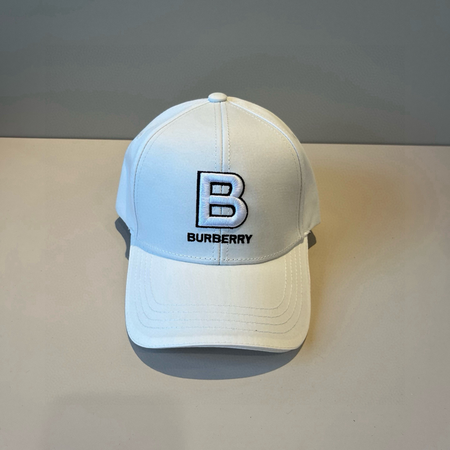  BURBERRY巴宝利早春新款棒球帽，简约尚时风，男女同款！高质品，尊享品质感！