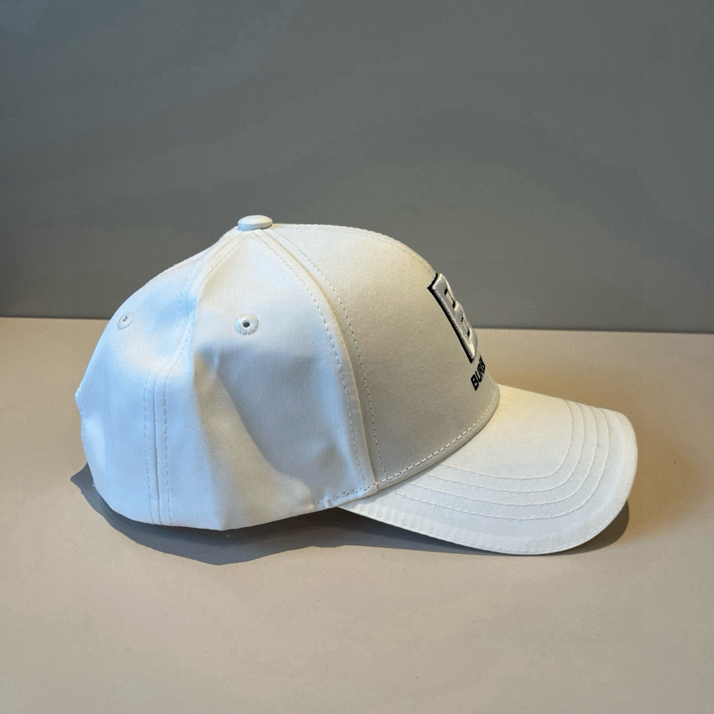  BURBERRY巴宝利早春新款棒球帽，简约尚时风，男女同款！高质品，尊享品质感！