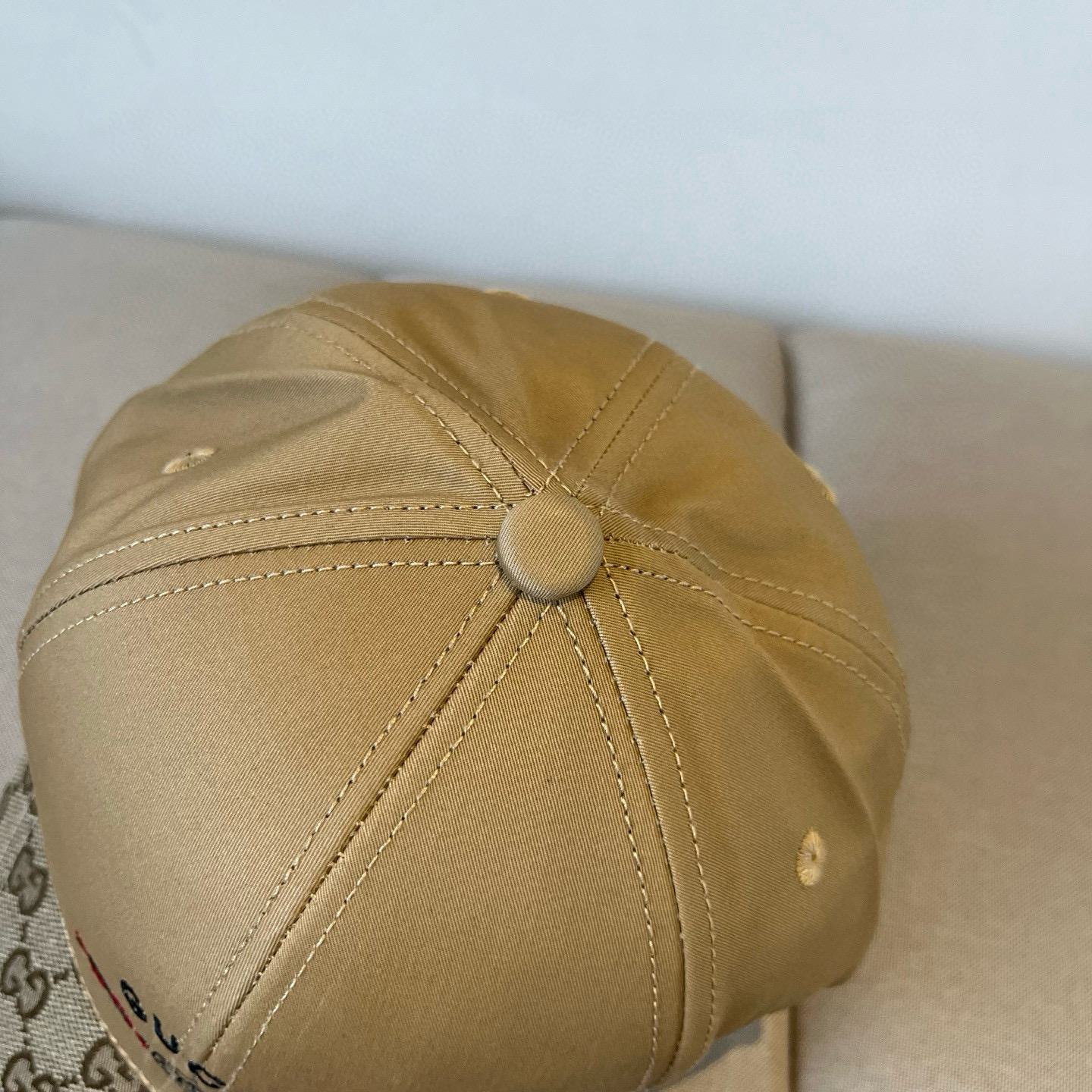  古奇棒球帽♥️GUCCI🧢官网新品，棒球帽，原单品质火爆来袭 。🎩 工艺非常精美 高档大气上档次！低调