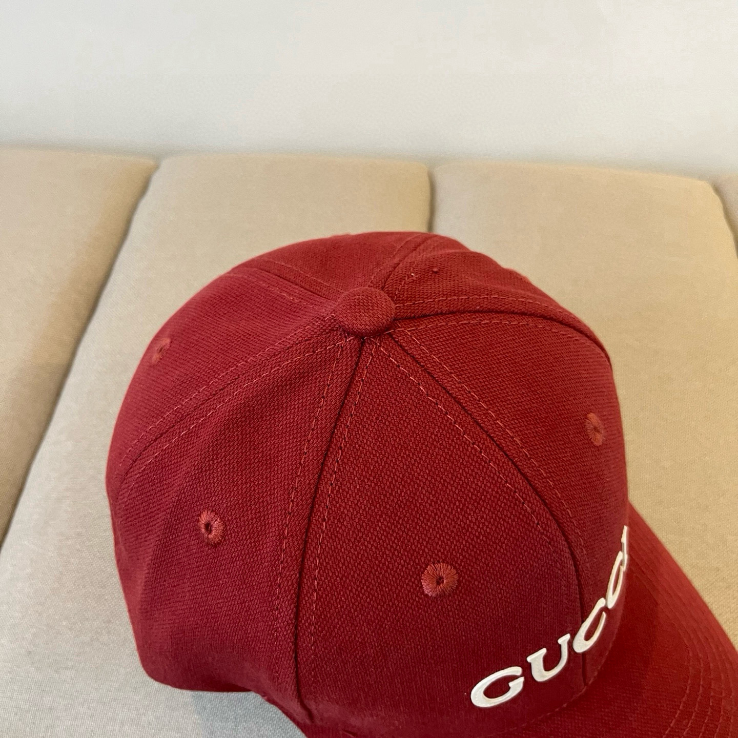  古奇棒球帽♥️GUCCI🧢官网新品，棒球帽，原单品质火爆来袭 。🎩 工艺非常精美 高档大气上档次！低调
