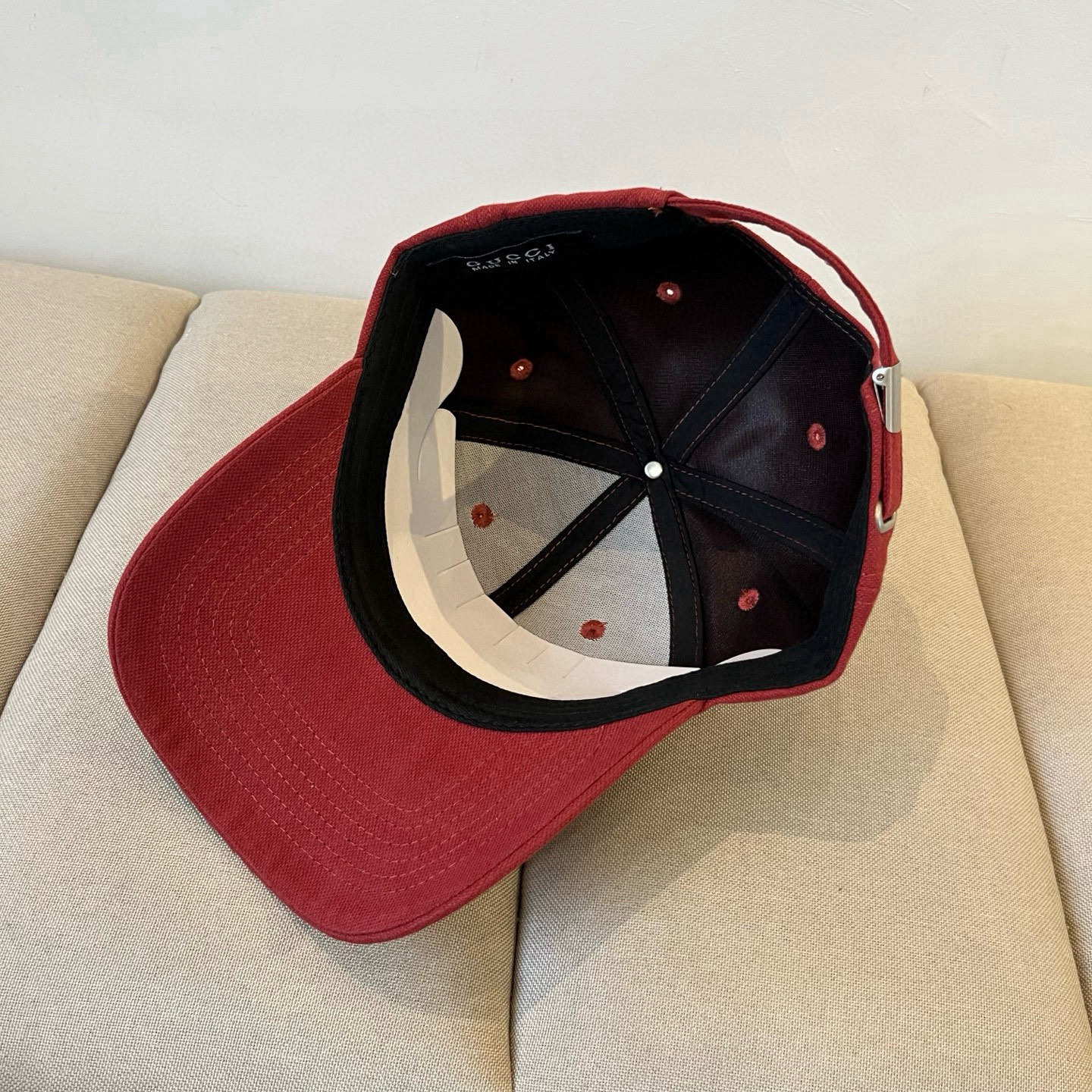  古奇棒球帽♥️GUCCI🧢官网新品，棒球帽，原单品质火爆来袭 。🎩 工艺非常精美 高档大气上档次！低调