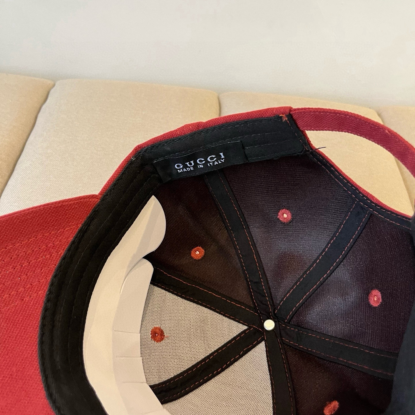  古奇棒球帽♥️GUCCI🧢官网新品，棒球帽，原单品质火爆来袭 。🎩 工艺非常精美 高档大气上档次！低调