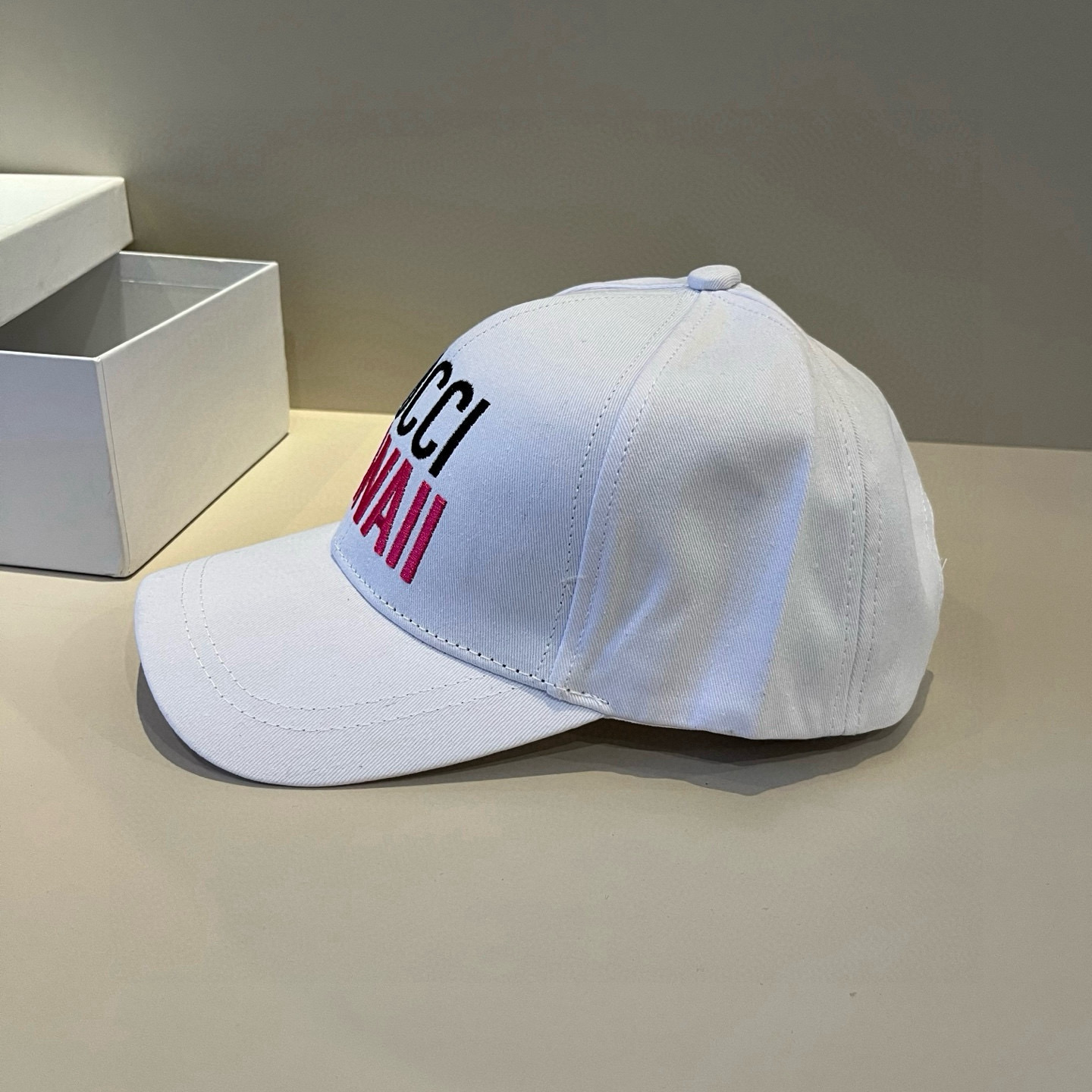  古奇棒球帽♥️GUCCI🧢官网新品，棒球帽，原单品质火爆来袭 。🎩 工艺非常精美 高档大气上档次！低调