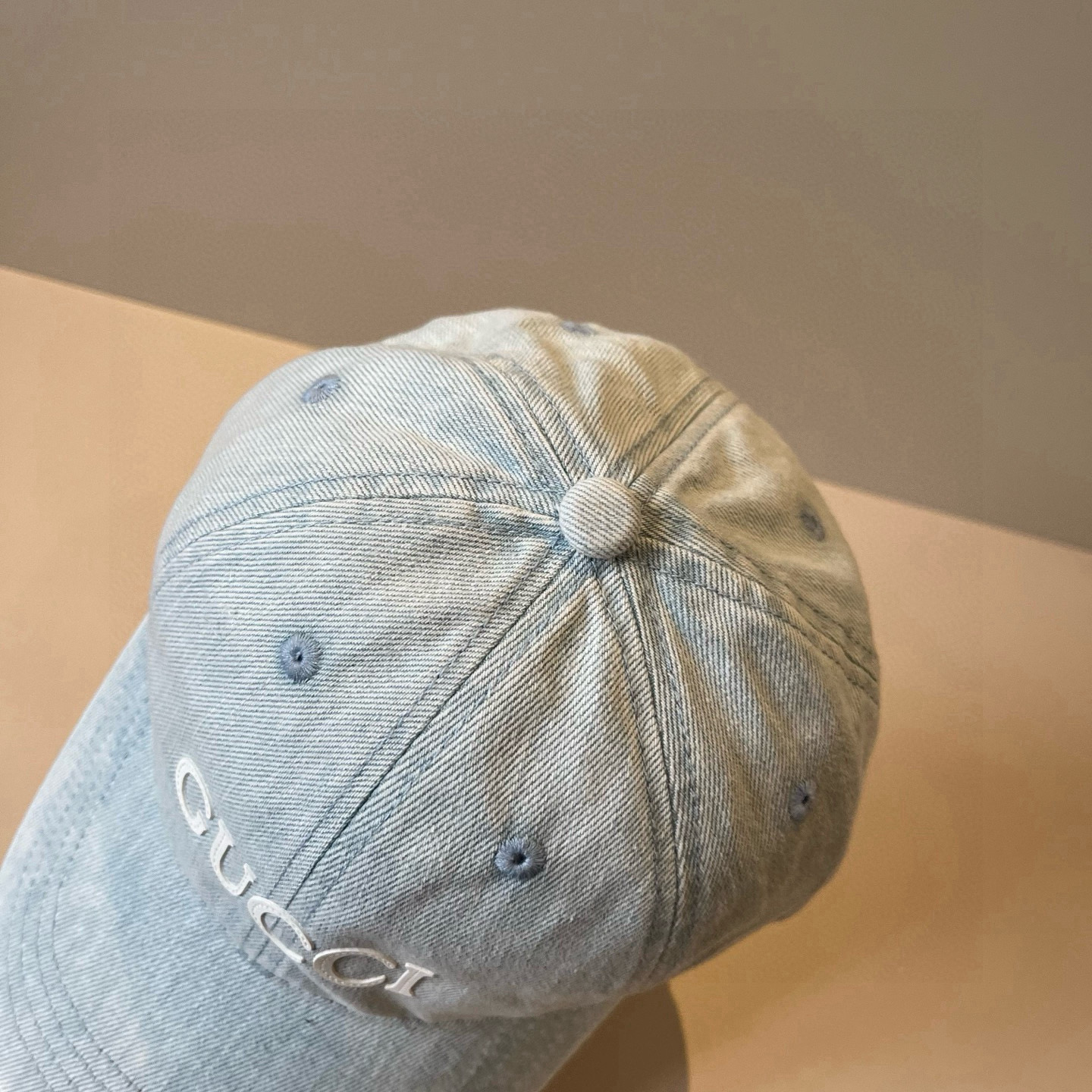  古奇棒球帽♥️GUCCI🧢官网新品，棒球帽，原单品质火爆来袭 。🎩 工艺非常精美 高档大气上档次！低调