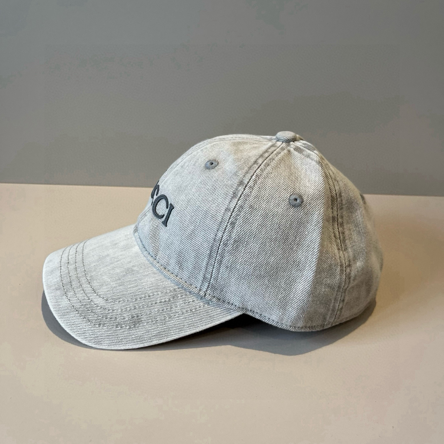  古奇棒球帽♥️GUCCI🧢官网新品，棒球帽，原单品质火爆来袭 。🎩 工艺非常精美 高档大气上档次！低调