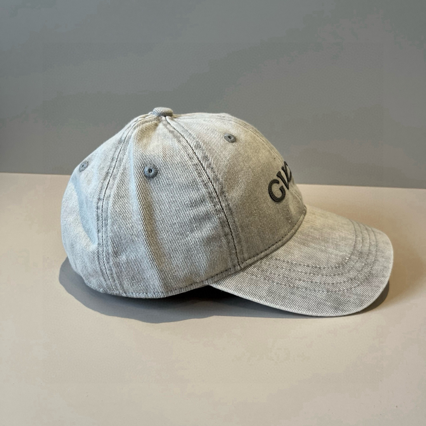 古奇棒球帽♥️GUCCI🧢官网新品，棒球帽，原单品质火爆来袭 。🎩 工艺非常精美 高档大气上档次！低调