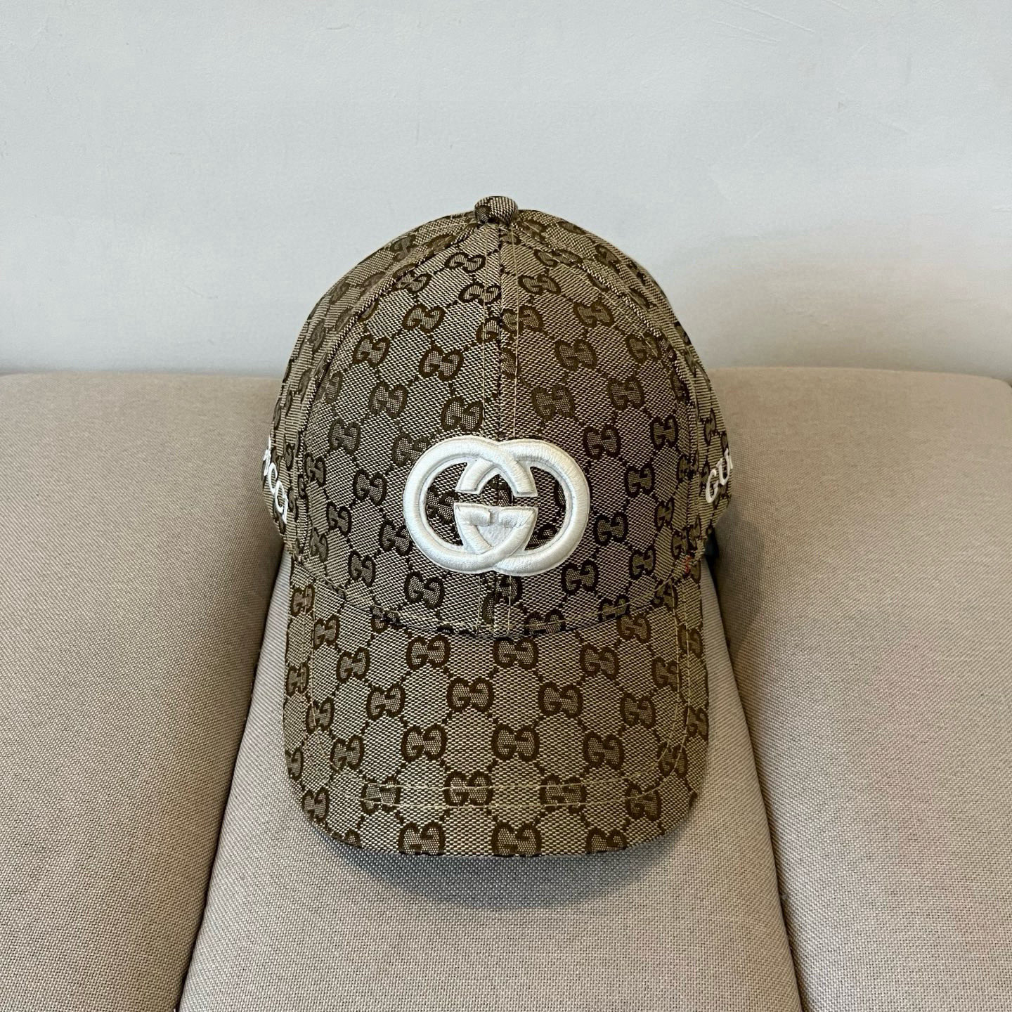  古奇棒球帽♥️GUCCI🧢官网新品，棒球帽，原单品质火爆来袭 。🎩 工艺非常精美 高档大气上档次！低调