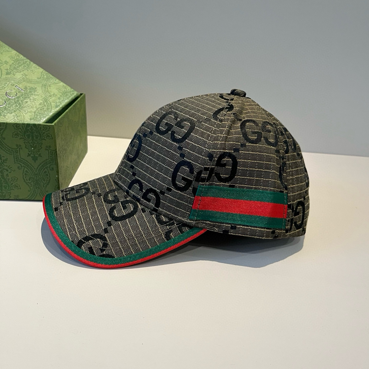  古奇棒球帽♥️GUCCI🧢官网新品，棒球帽，原单品质火爆来袭 。🎩 工艺非常精美 高档大气上档次！低调