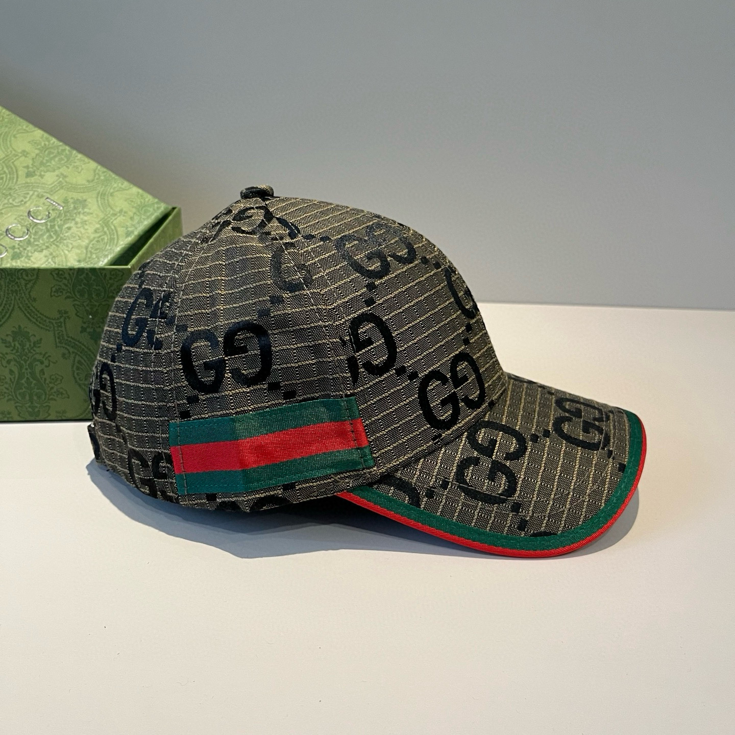  古奇棒球帽♥️GUCCI🧢官网新品，棒球帽，原单品质火爆来袭 。🎩 工艺非常精美 高档大气上档次！低调