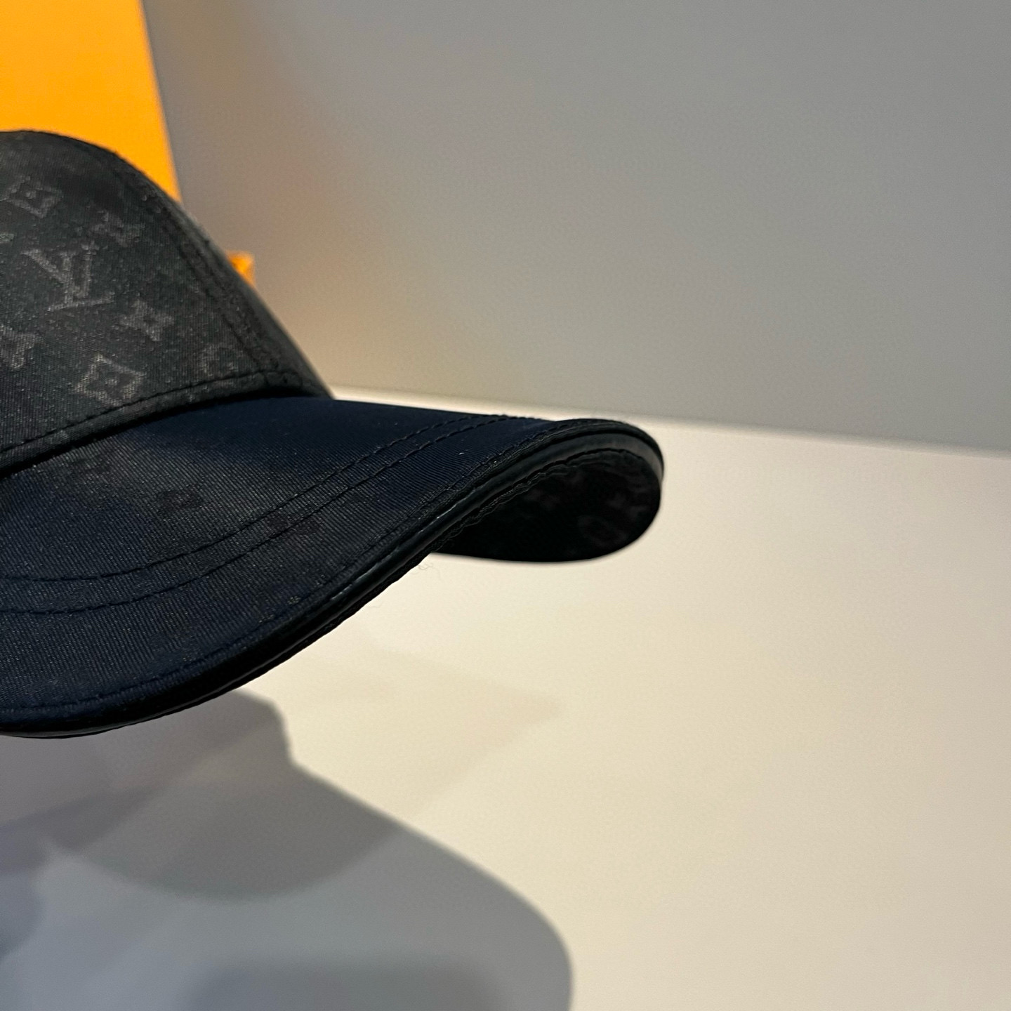 🧢路易威登棒球帽 LouisVuitton😍新款LV棒球帽，重工打造♥️高端大气，百搭款🤗男女通用！跑量