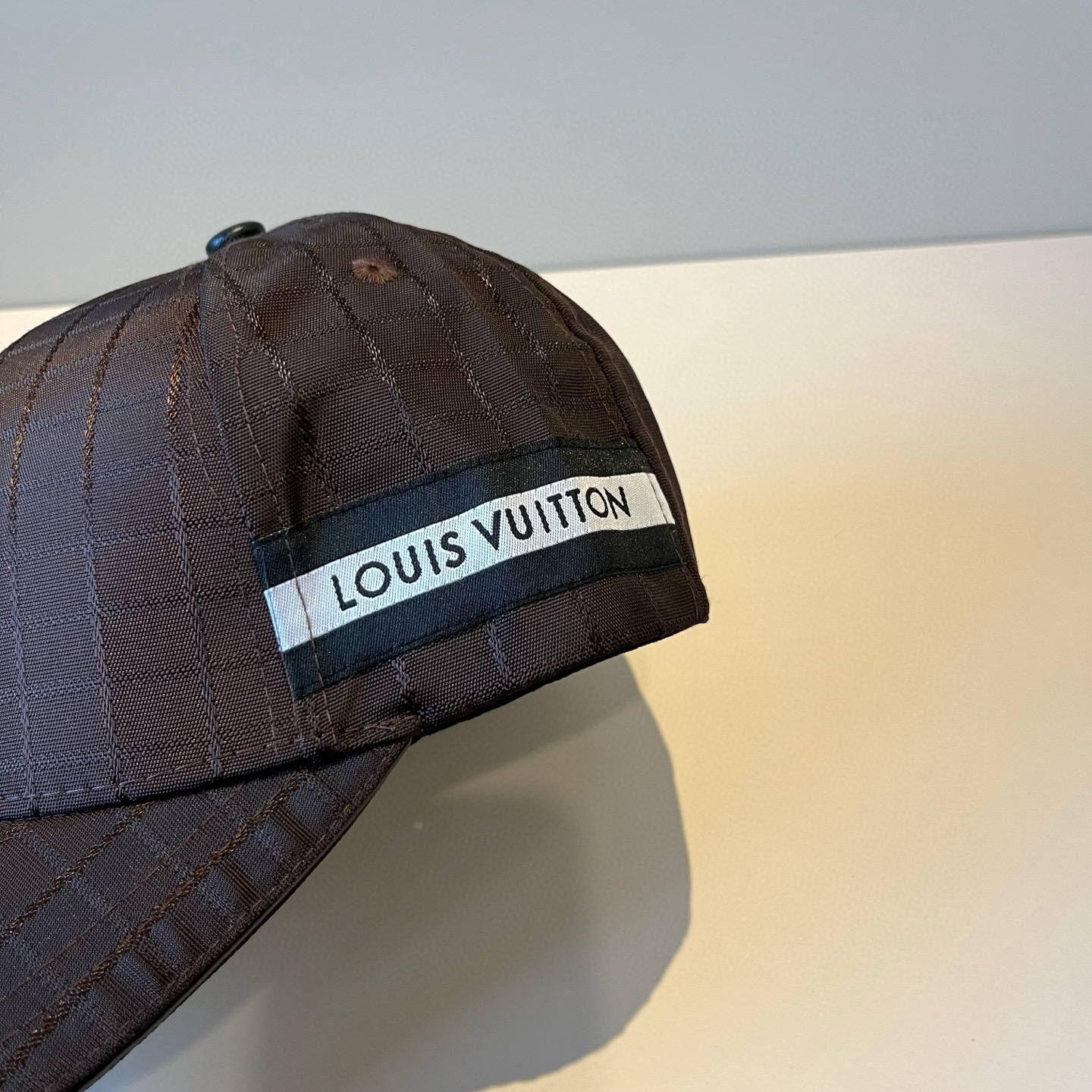 🧢路易威登棒球帽 LouisVuitton😍新款LV棒球帽，重工打造♥️高端大气，百搭款🤗男女通用！跑量